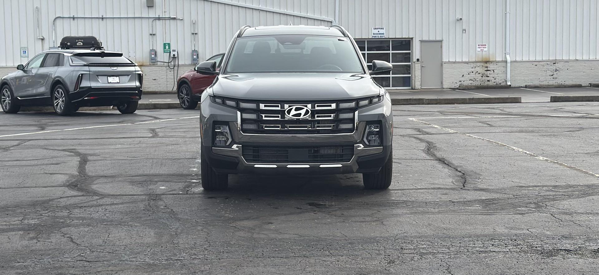 2026 Hyundai Santa Cruz Limited - Photo 3