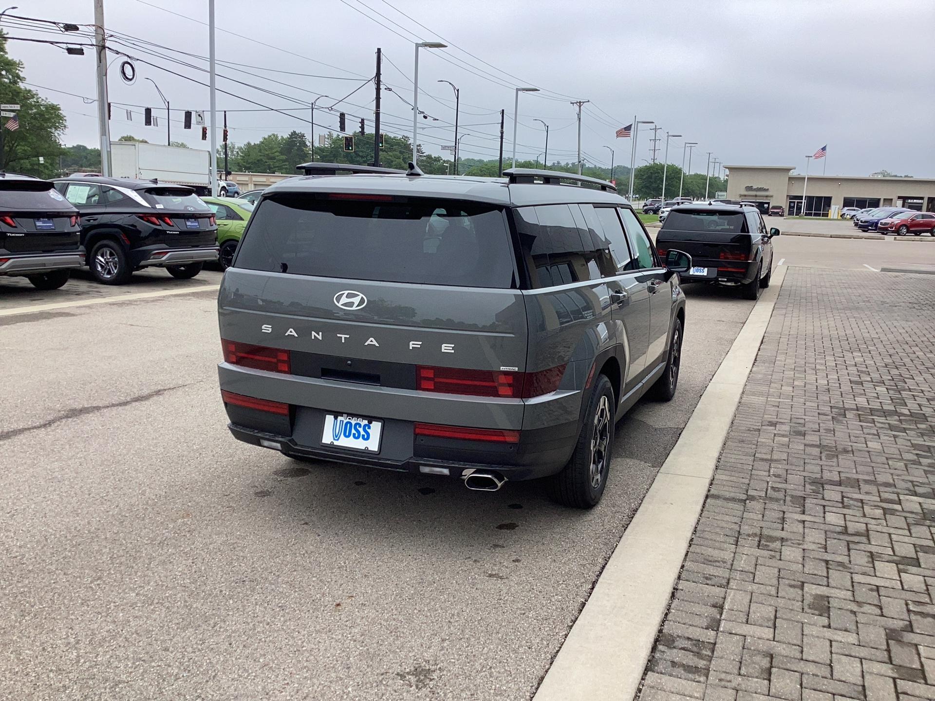 2026 Hyundai Santa Fe SEL AWD, photo 8 of 12