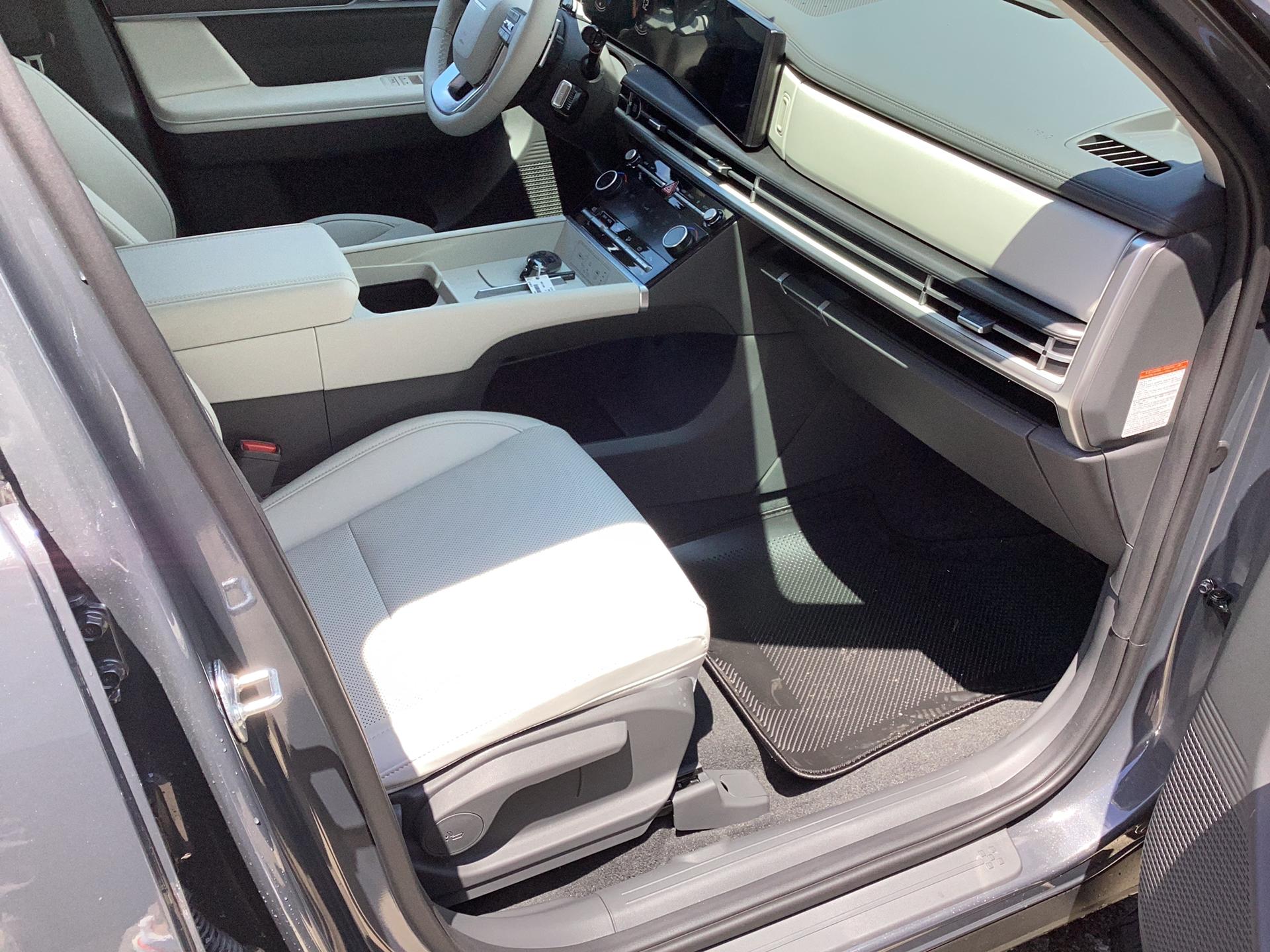 2026 Hyundai Santa Fe Hybrid SEL, photo 12 of 12
