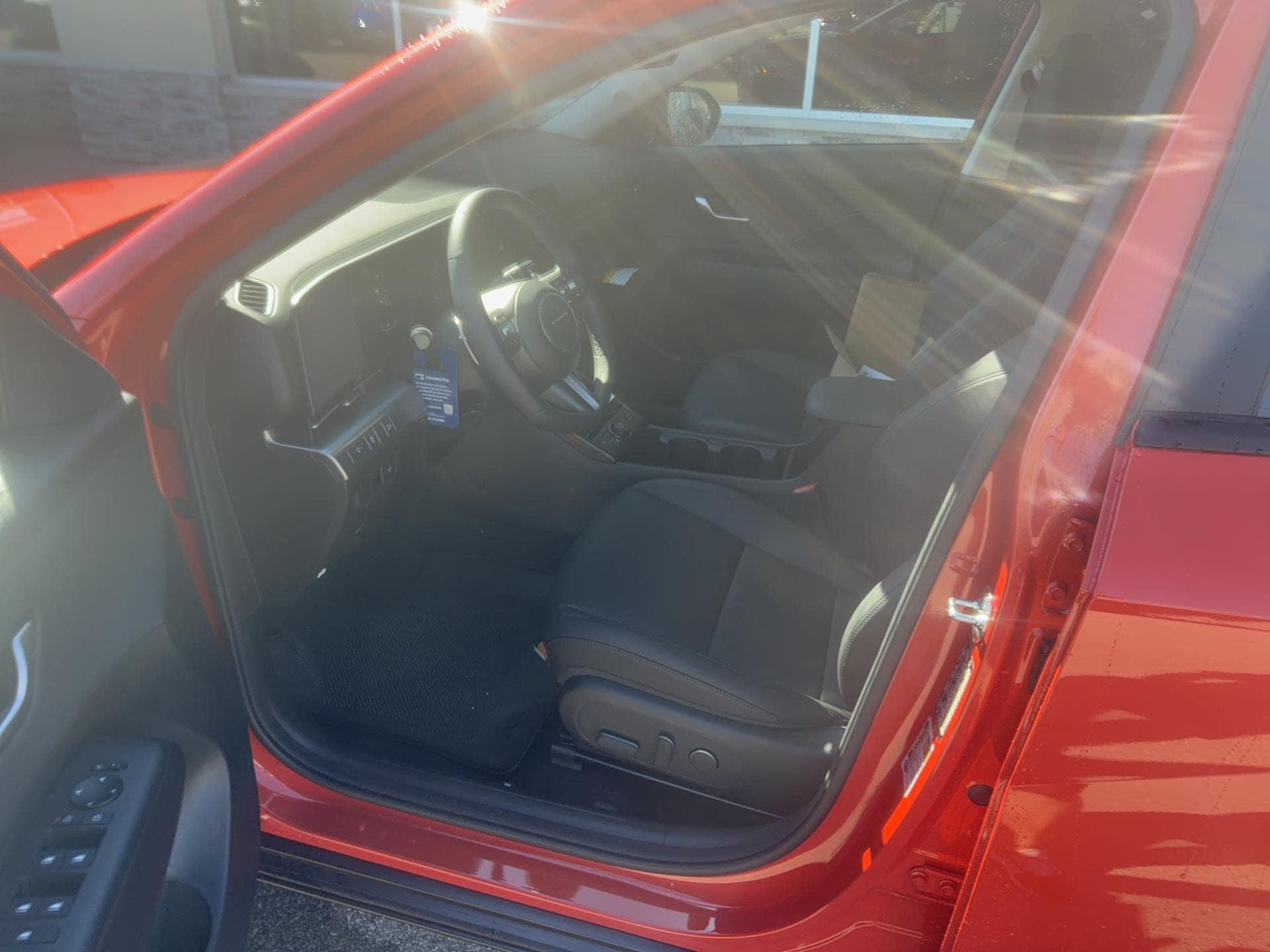 2026 Hyundai Kona SEL Premium AWD, photo 3 of 12
