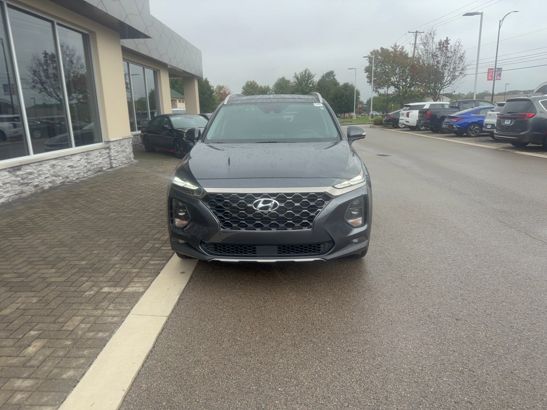 2020 Hyundai Santa Fe Limited, photo 9 of 12