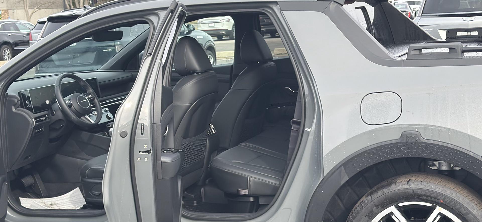 2026 Hyundai Santa Cruz Limited - Photo 10