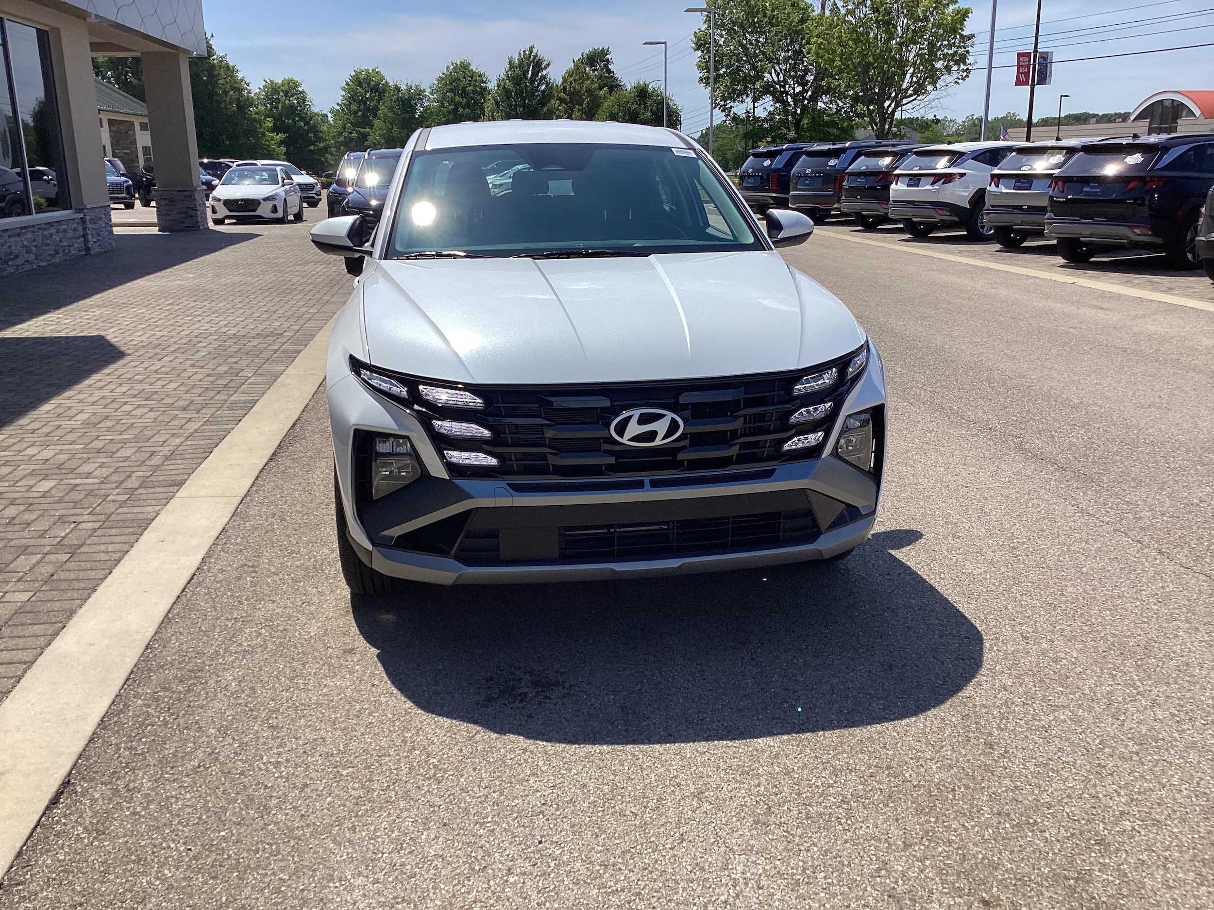 2026 Hyundai Tucson Hybrid Blue, photo 6 of 12