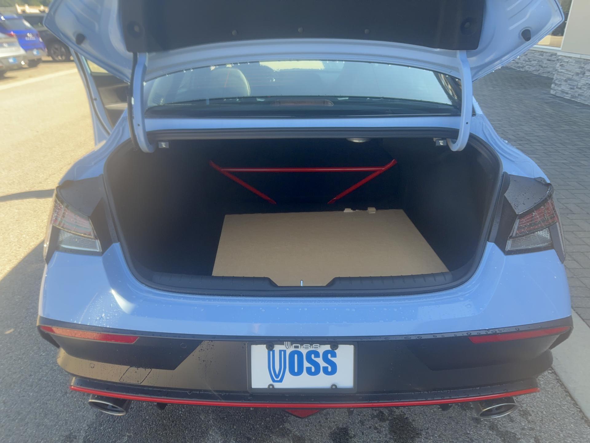 2026 Hyundai Elantra N Sedan, photo 9 of 12