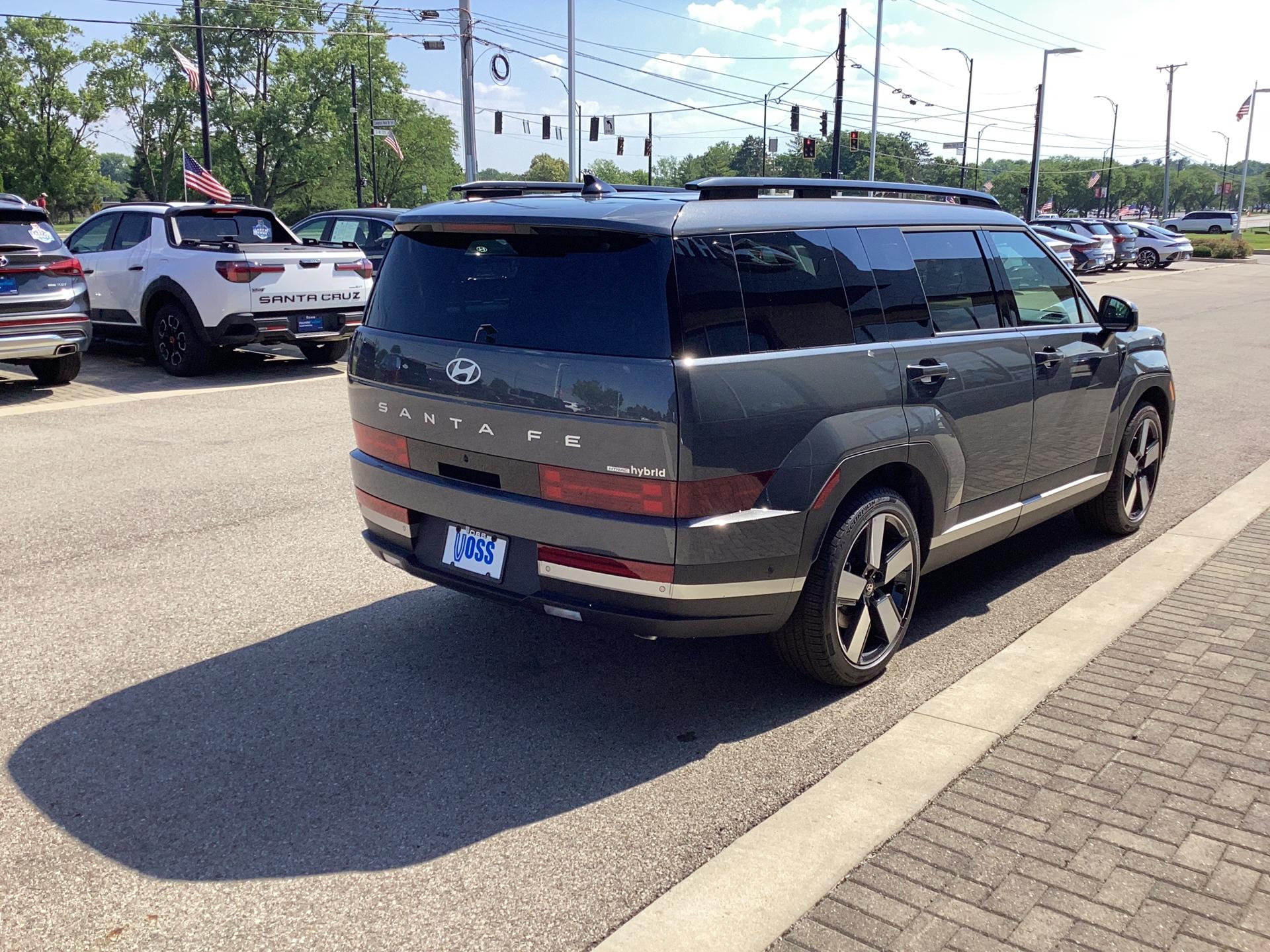 2026 Hyundai Santa Fe Hybrid Limited, photo 7 of 12