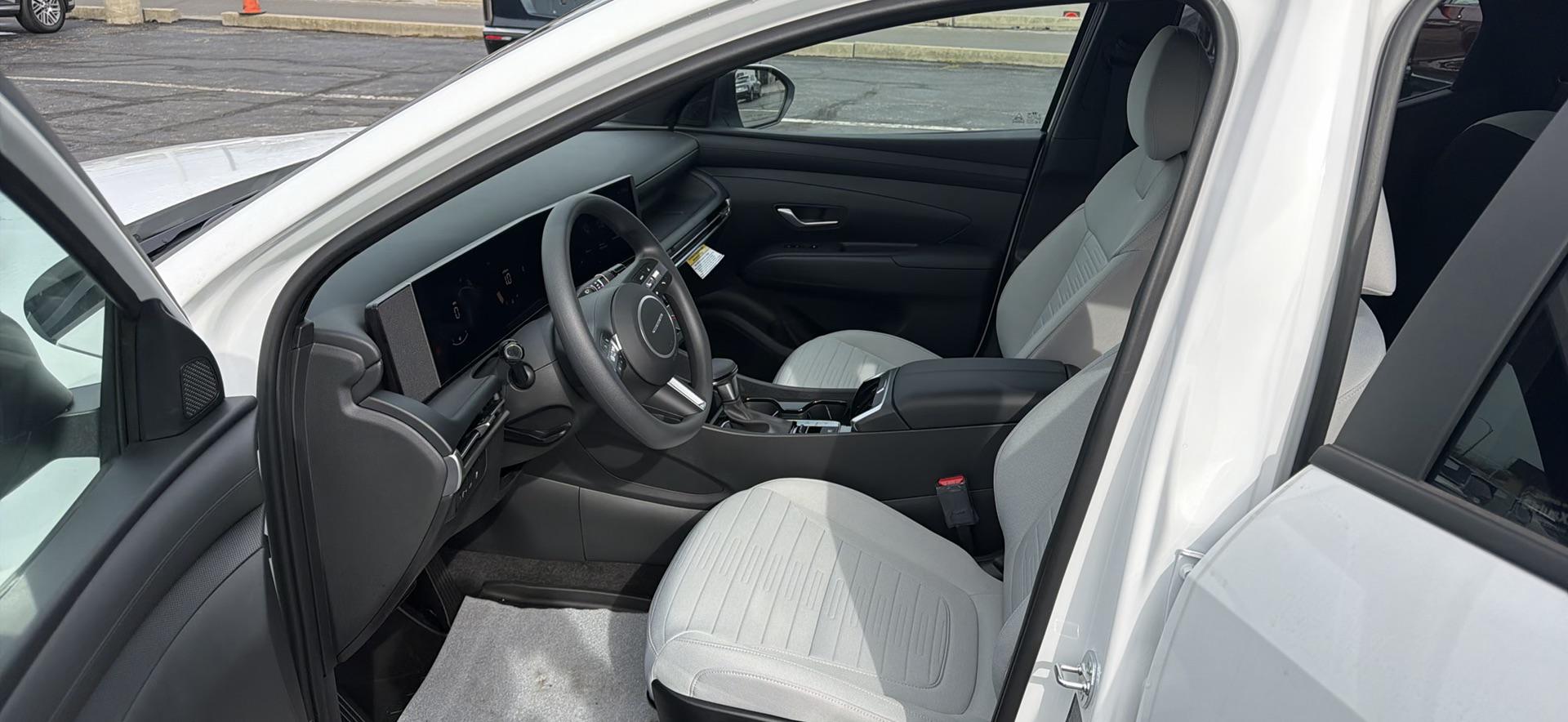 2026 Hyundai Santa Cruz SE - Photo 10