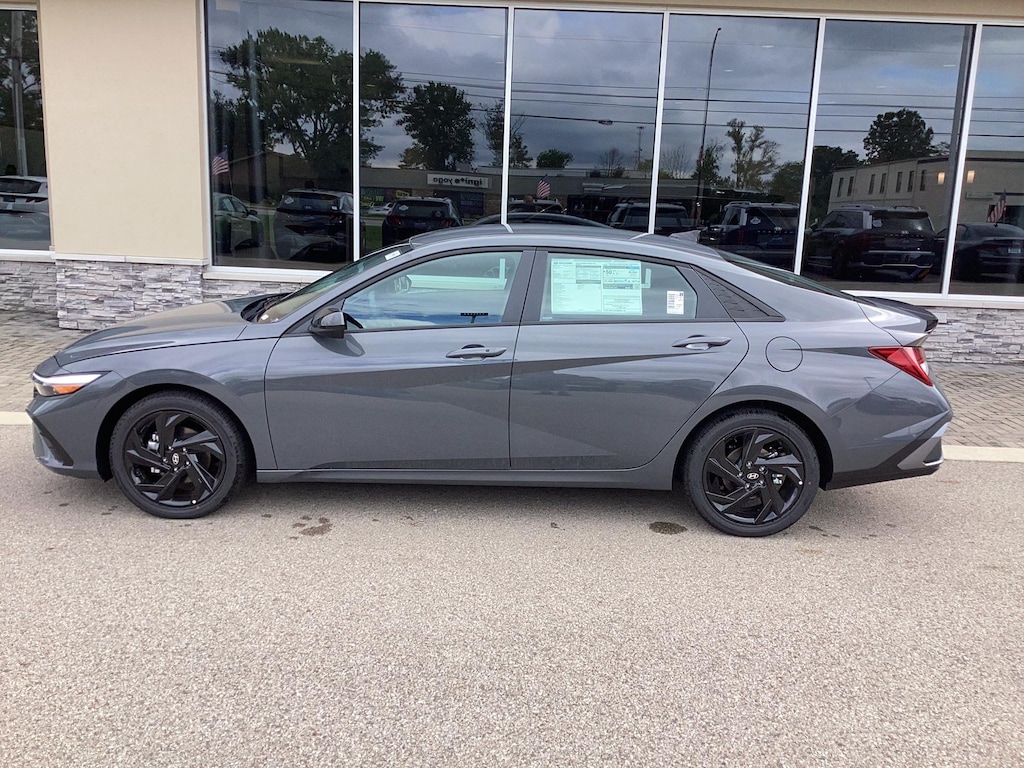 New 2026 Hyundai Elantra Hybrid SEL Sport Sedan