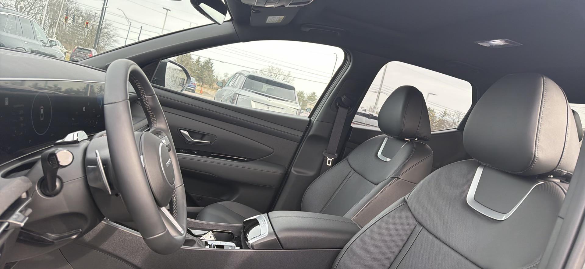 2026 Hyundai Santa Cruz Limited - Photo 11