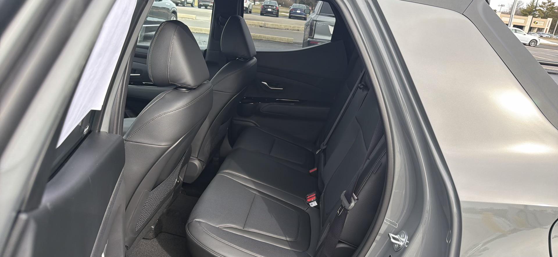 2026 Hyundai Santa Cruz Limited - Photo 14