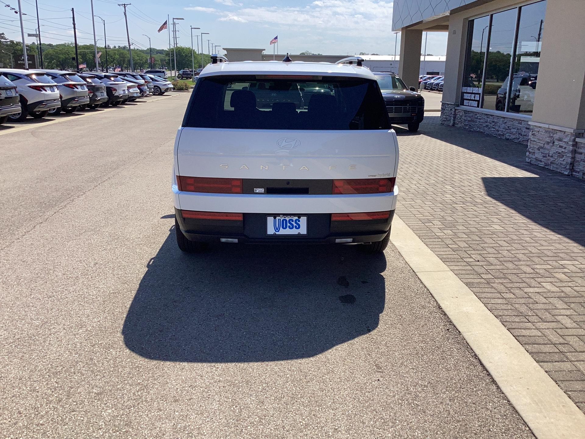 2026 Hyundai Santa Fe Hybrid SEL, photo 7 of 12