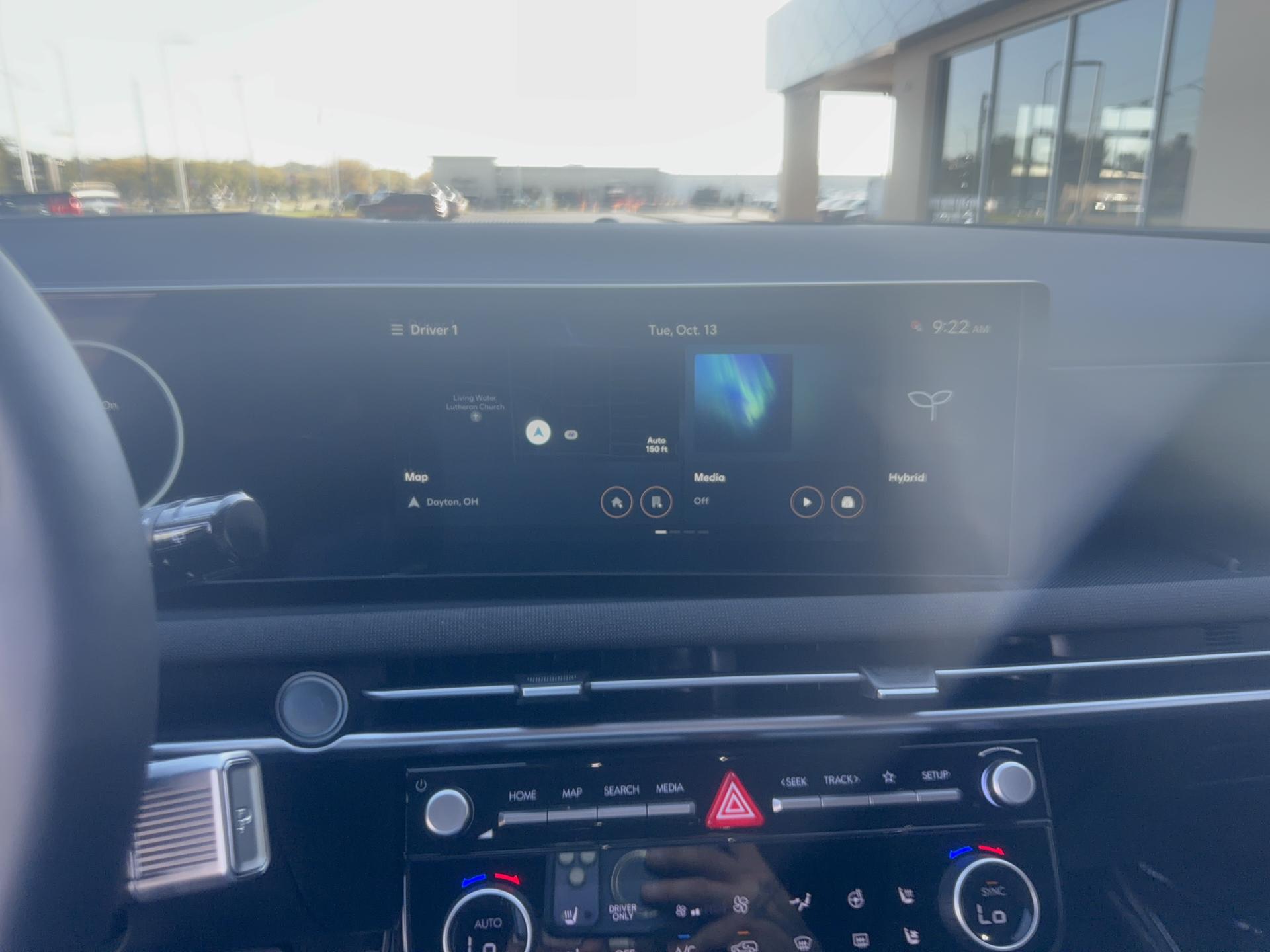 2026 Hyundai Tucson Hybrid Limited, photo 3 of 12
