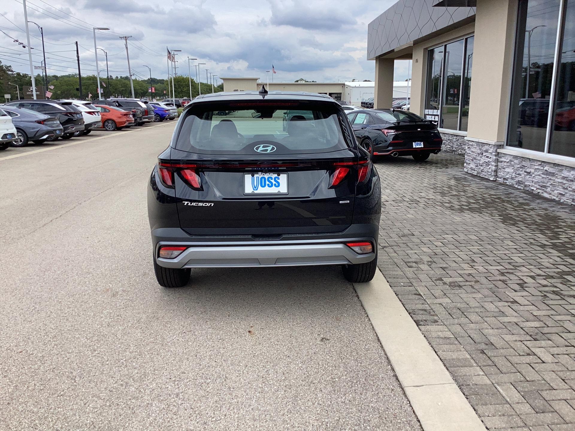 2026 Hyundai Tucson SE AWD, photo 11 of 12