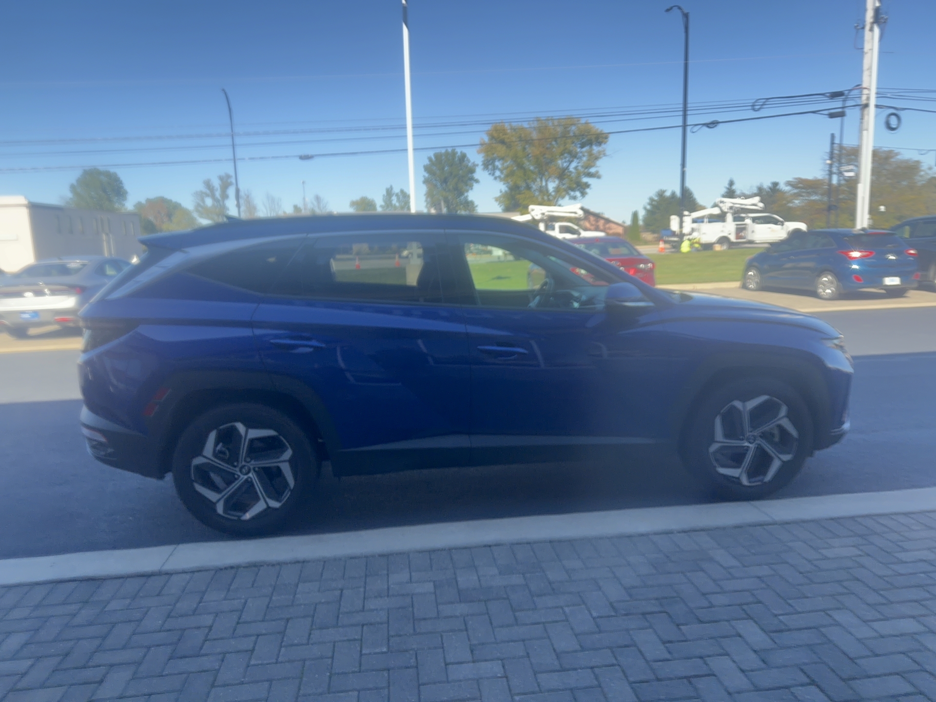 2022 Hyundai Tucson Limited, photo 2 of 12