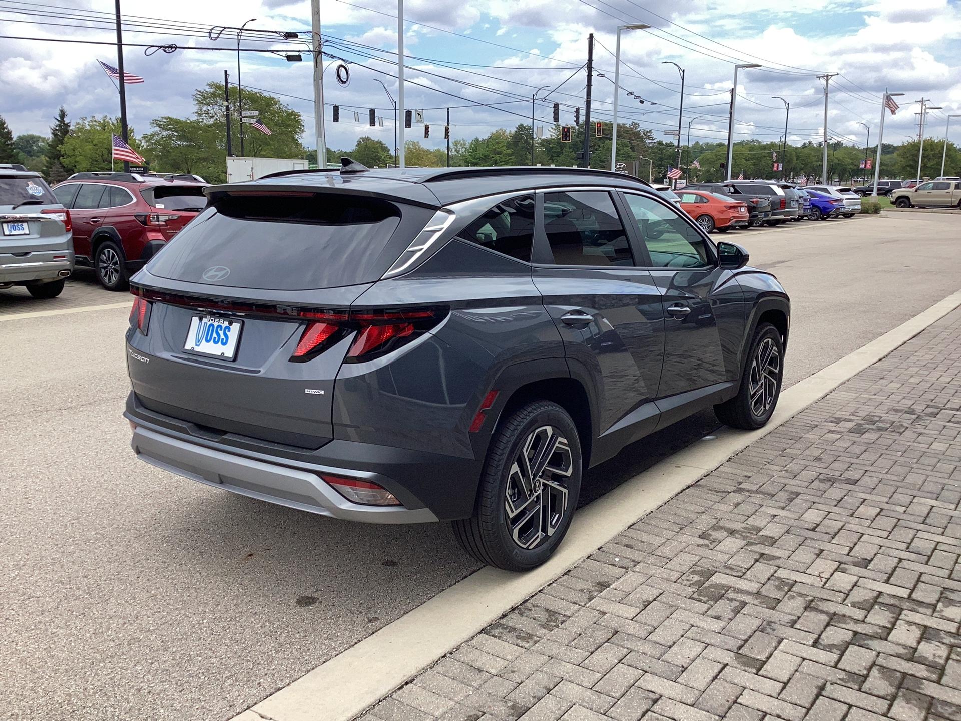 2026 Hyundai Tucson SEL Plus AWD, photo 10 of 12