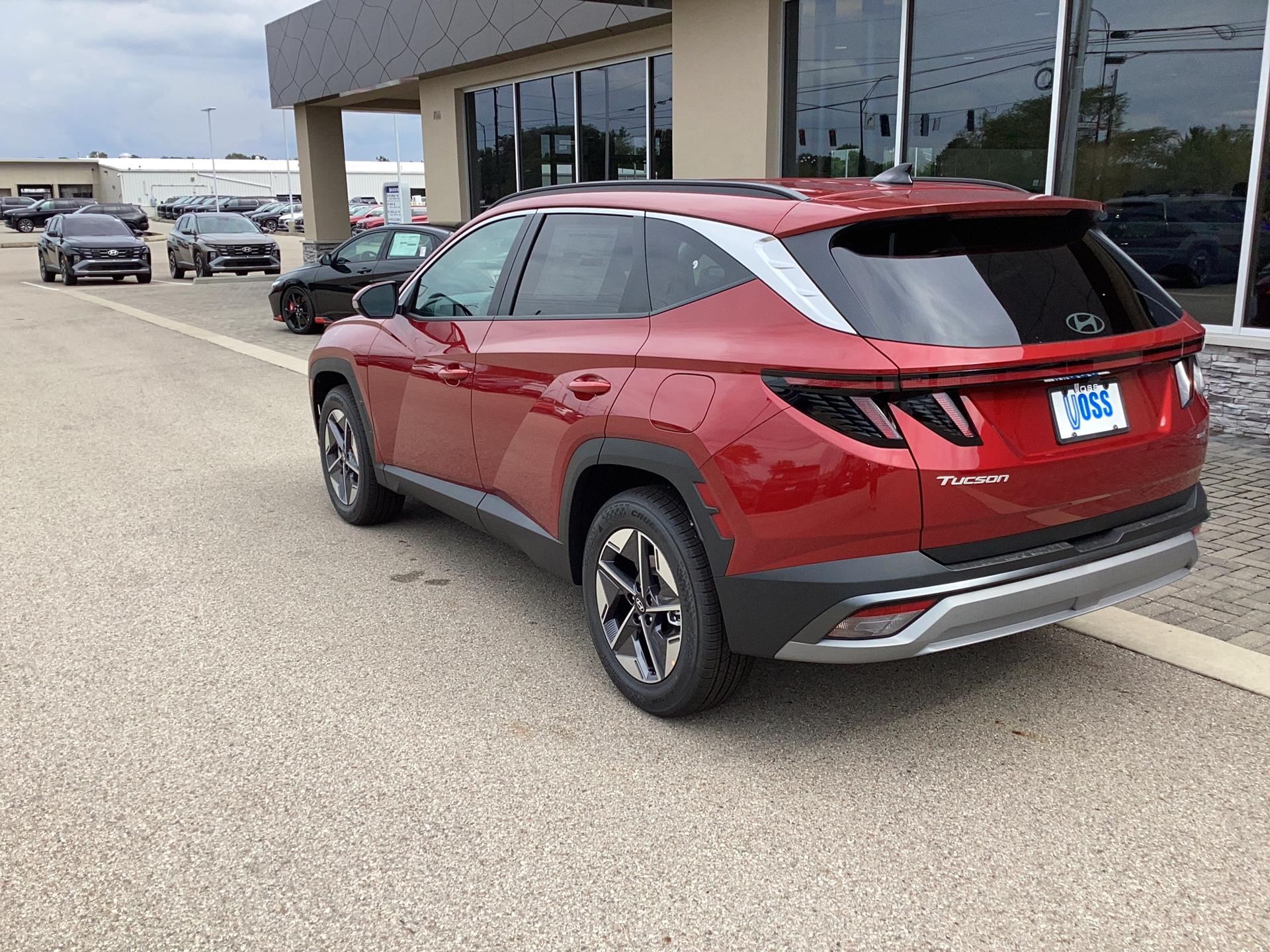 2026 Hyundai Tucson SEL Premium AWD, photo 8 of 12