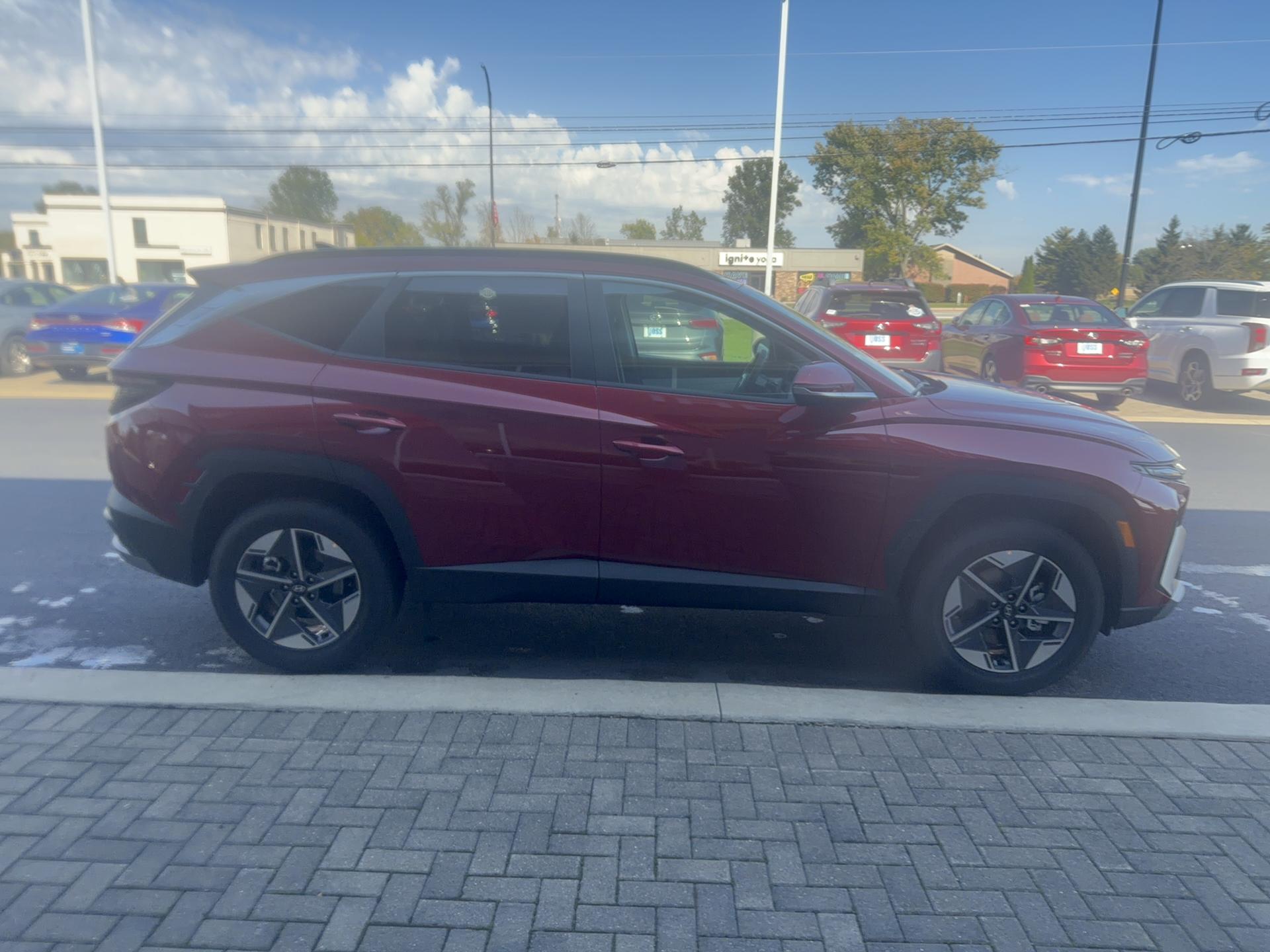 2026 Hyundai Tucson SEL Premium AWD, photo 7 of 12