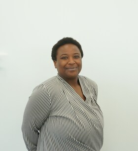 Staff member Aziza Nour from ID_f14d275656e3