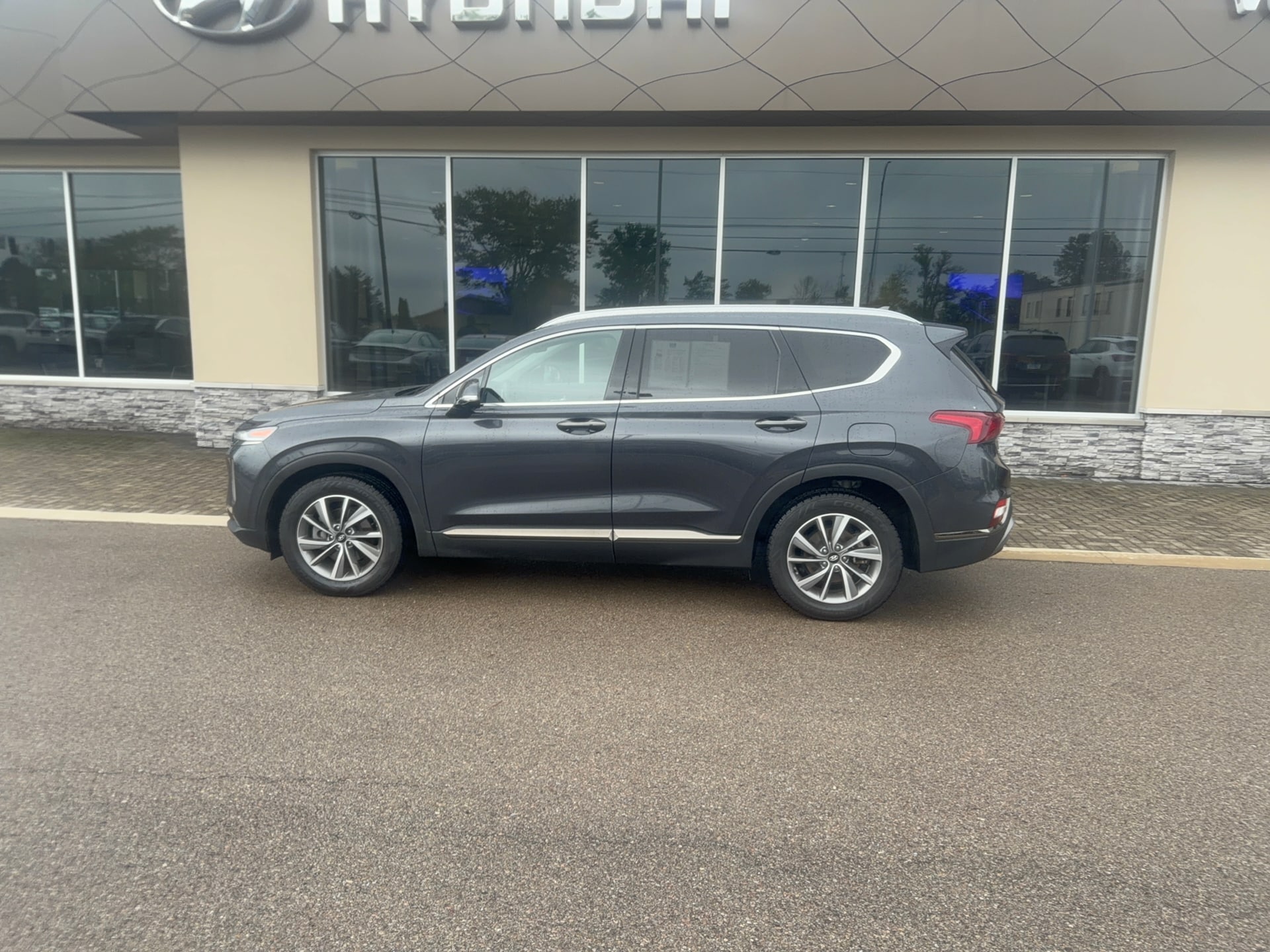 2020 Hyundai Santa Fe Limited, photo 7 of 12