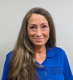 Staff member Sandi Fairband from ID_d2e317eb997f