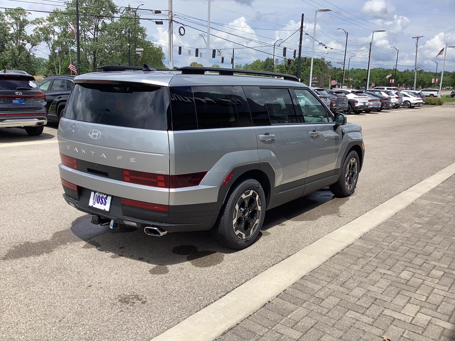 2026 Hyundai Santa Fe SEL AWD, photo 8 of 12