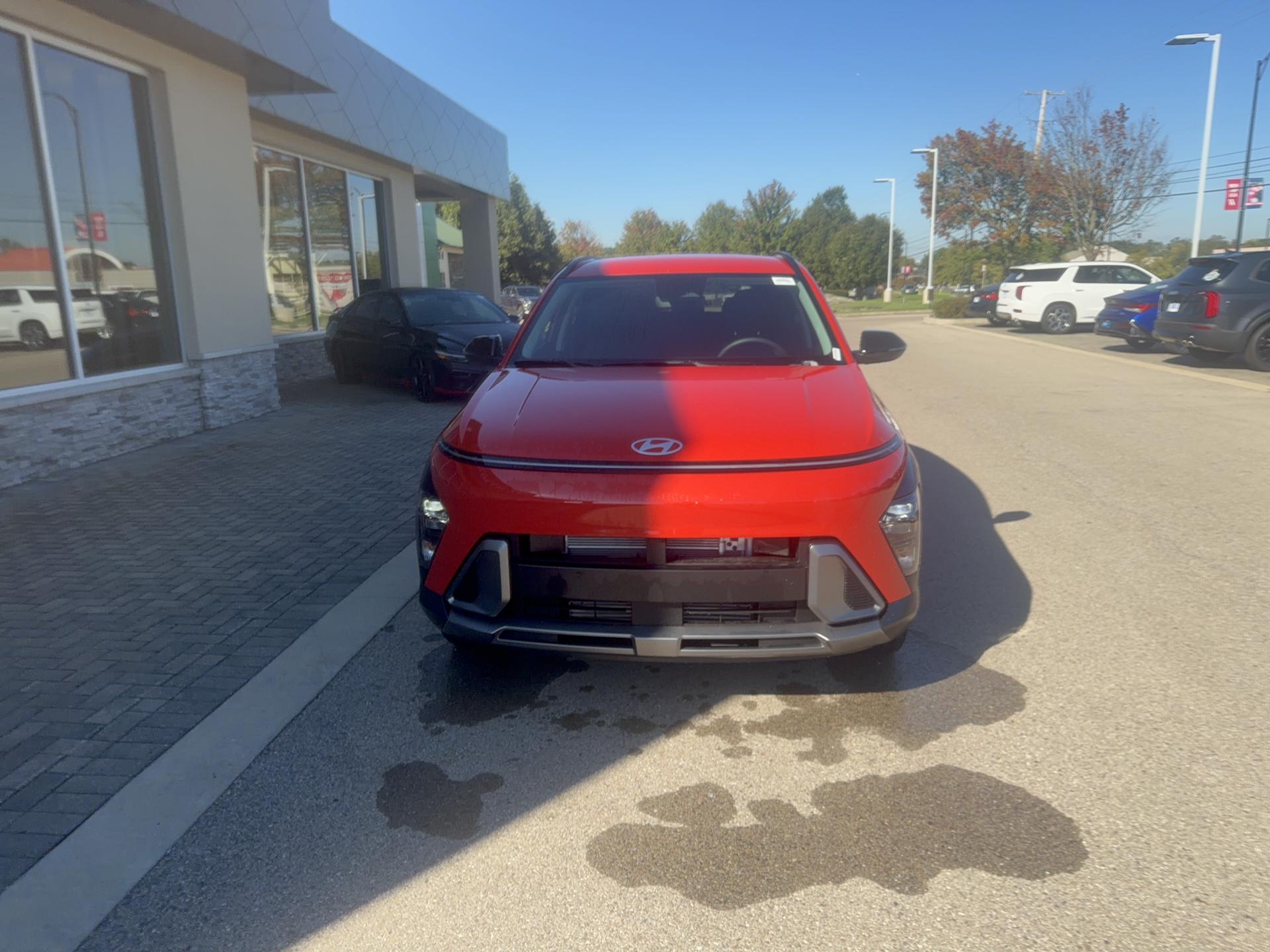 2026 Hyundai Kona SEL Premium AWD, photo 2 of 12