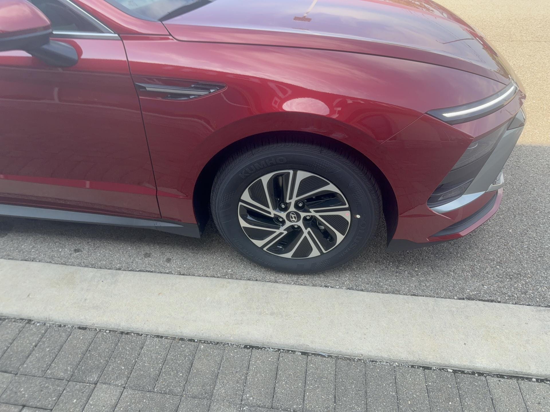 2026 Hyundai Sonata Hybrid Blue, photo 3 of 12