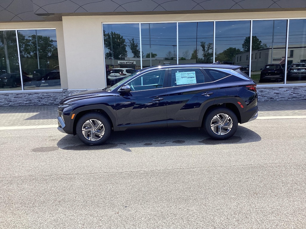 New 2026 Hyundai Tucson Hybrid Blue SUV