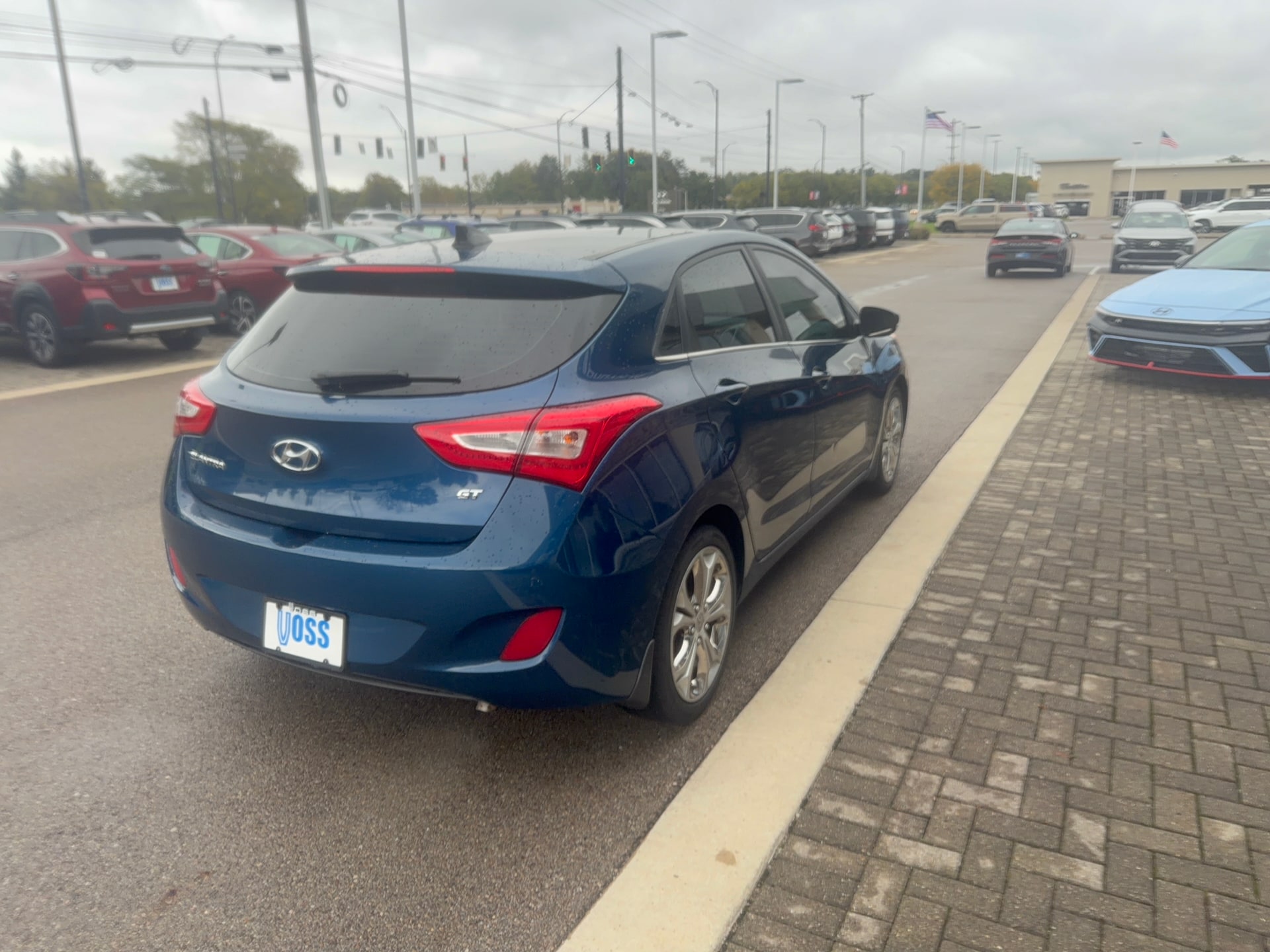 2014 Hyundai Elantra GT Base, photo 3 of 12
