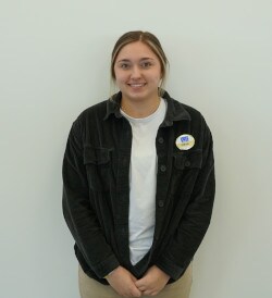 Staff member Olivia Laux from ID_f14d275656e3