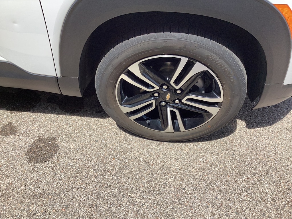 Used 2024 Chevrolet Trailblazer LT