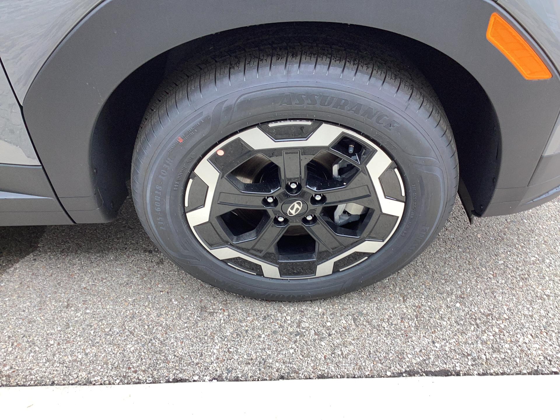 2026 Hyundai Santa Fe SEL AWD, photo 6 of 12