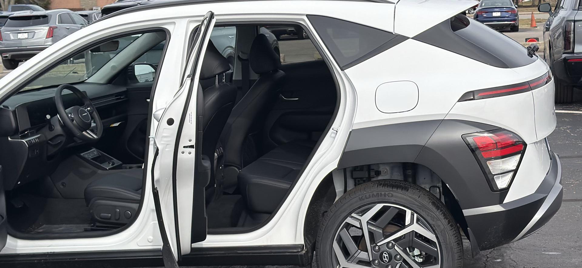 2026 Hyundai Kona SEL Premium - Photo 10