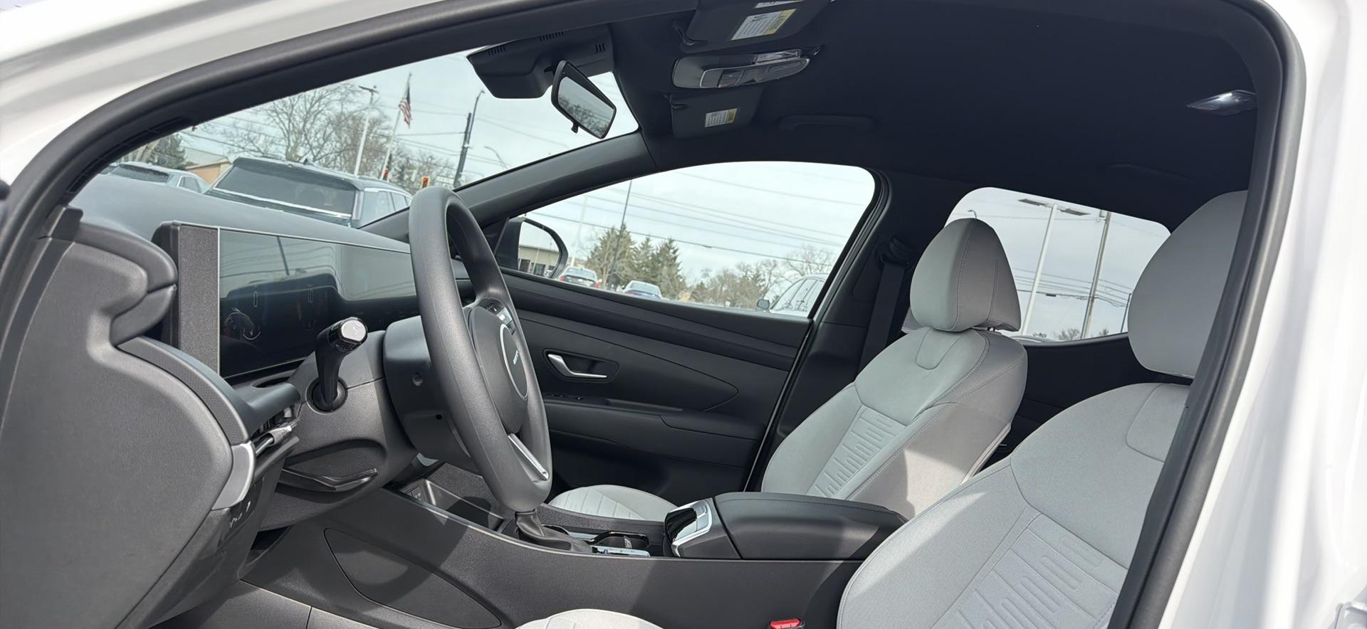 2026 Hyundai Santa Cruz SE - Photo 9