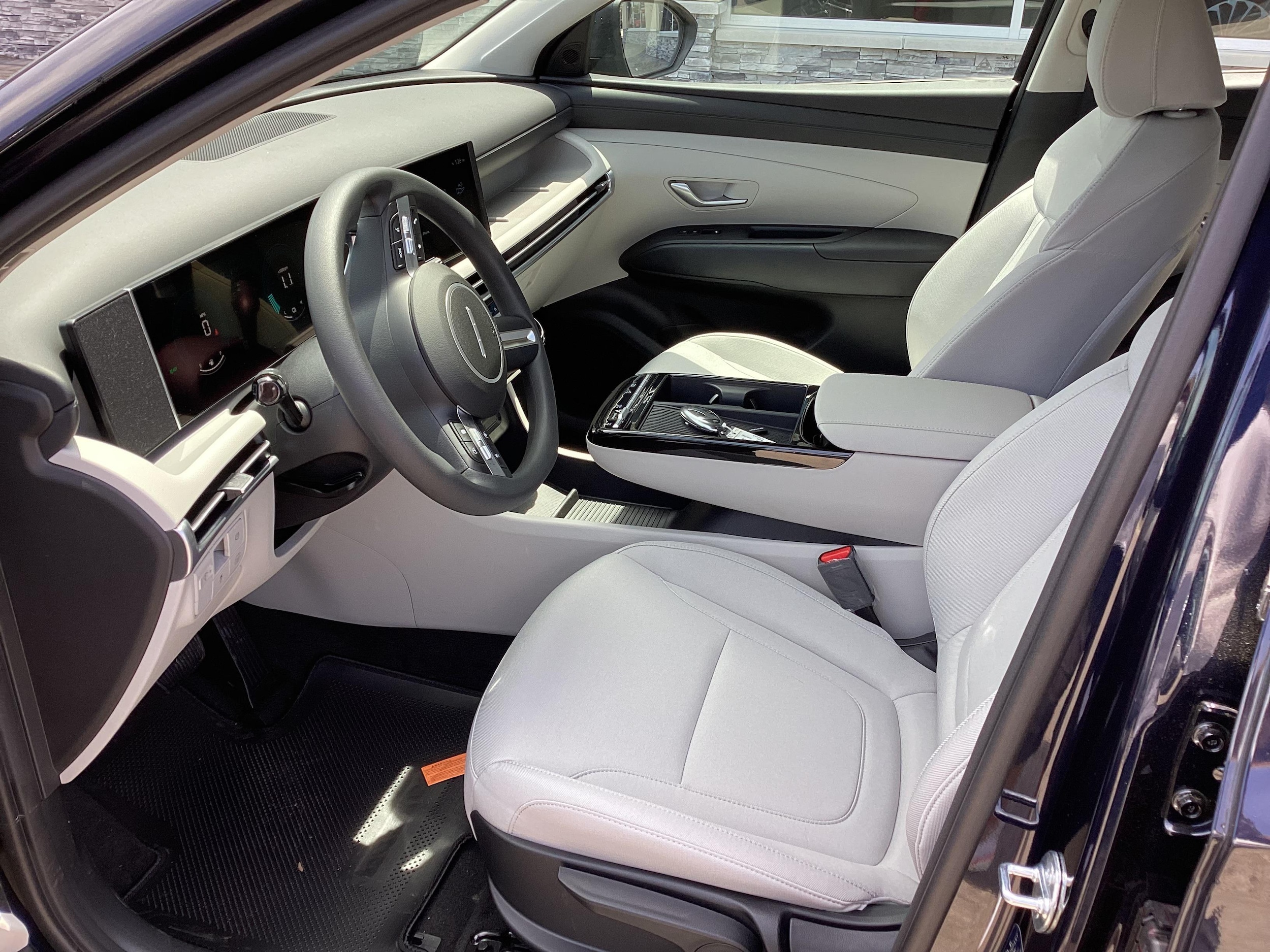 2026 Hyundai Tucson Hybrid Blue, photo 2 of 12