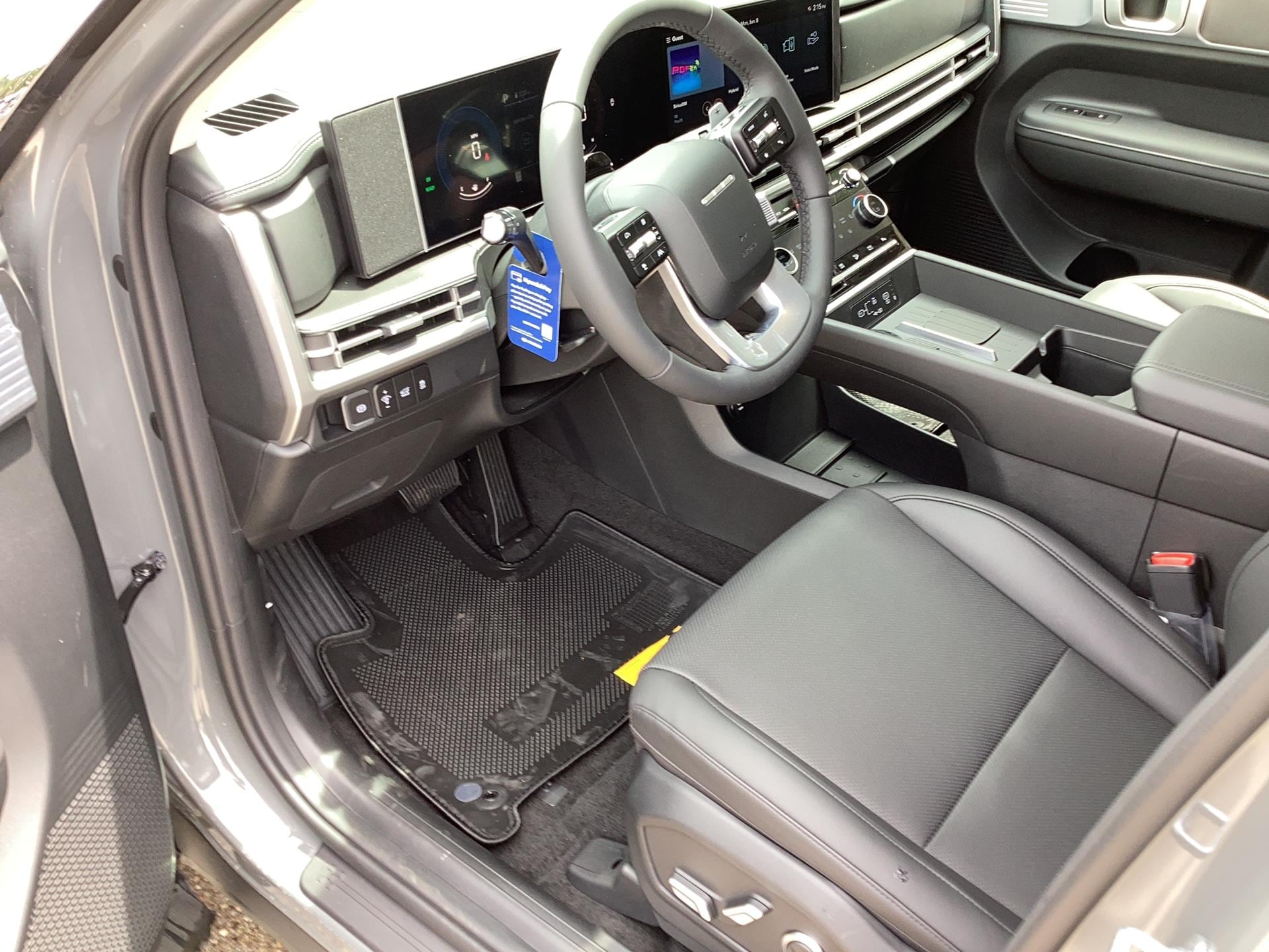 2026 Hyundai Santa Fe Hybrid SEL, photo 2 of 12