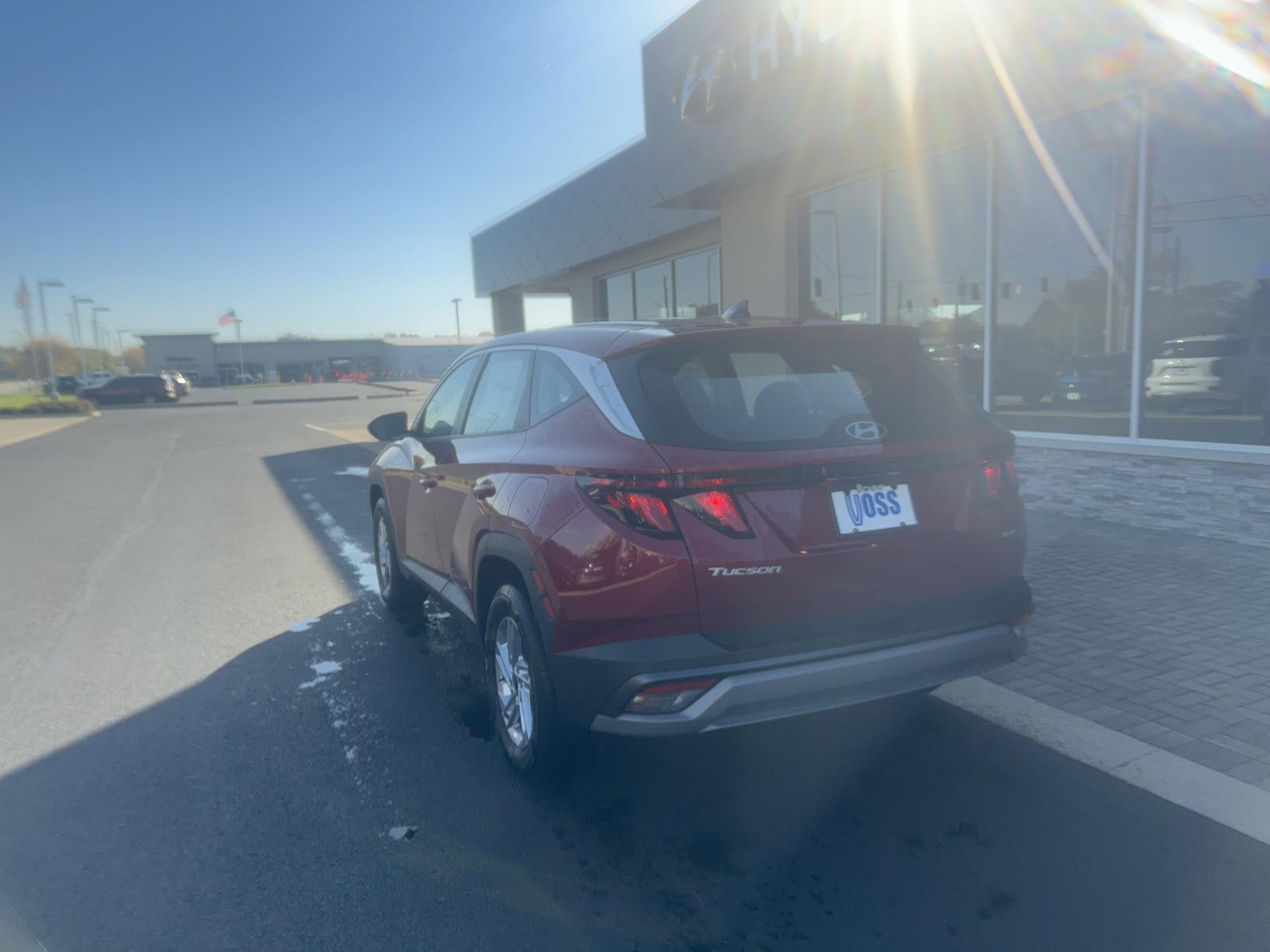 2026 Hyundai Tucson SE AWD, photo 8 of 12