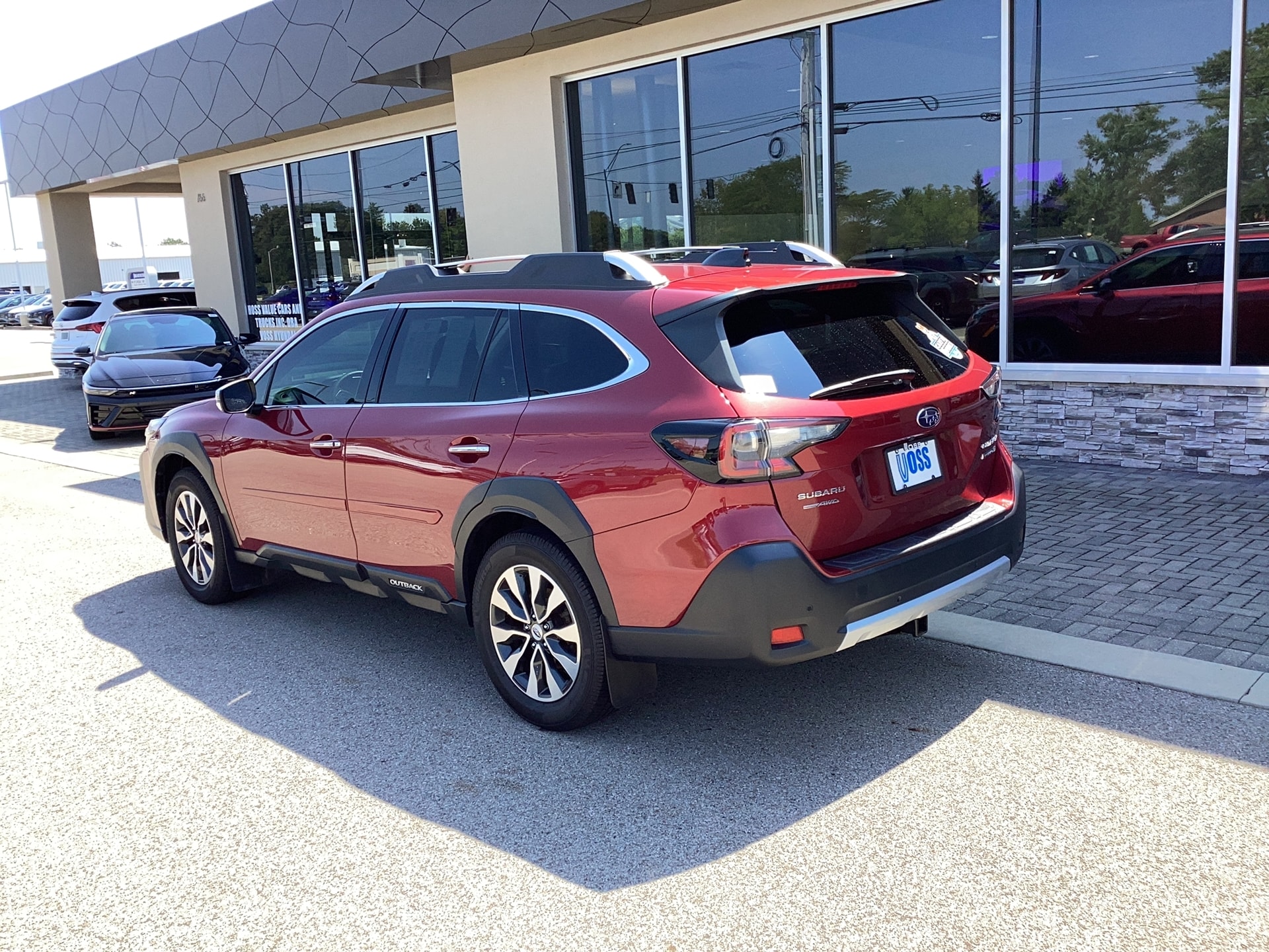 2023 Subaru Outback Touring XT, photo 9 of 12