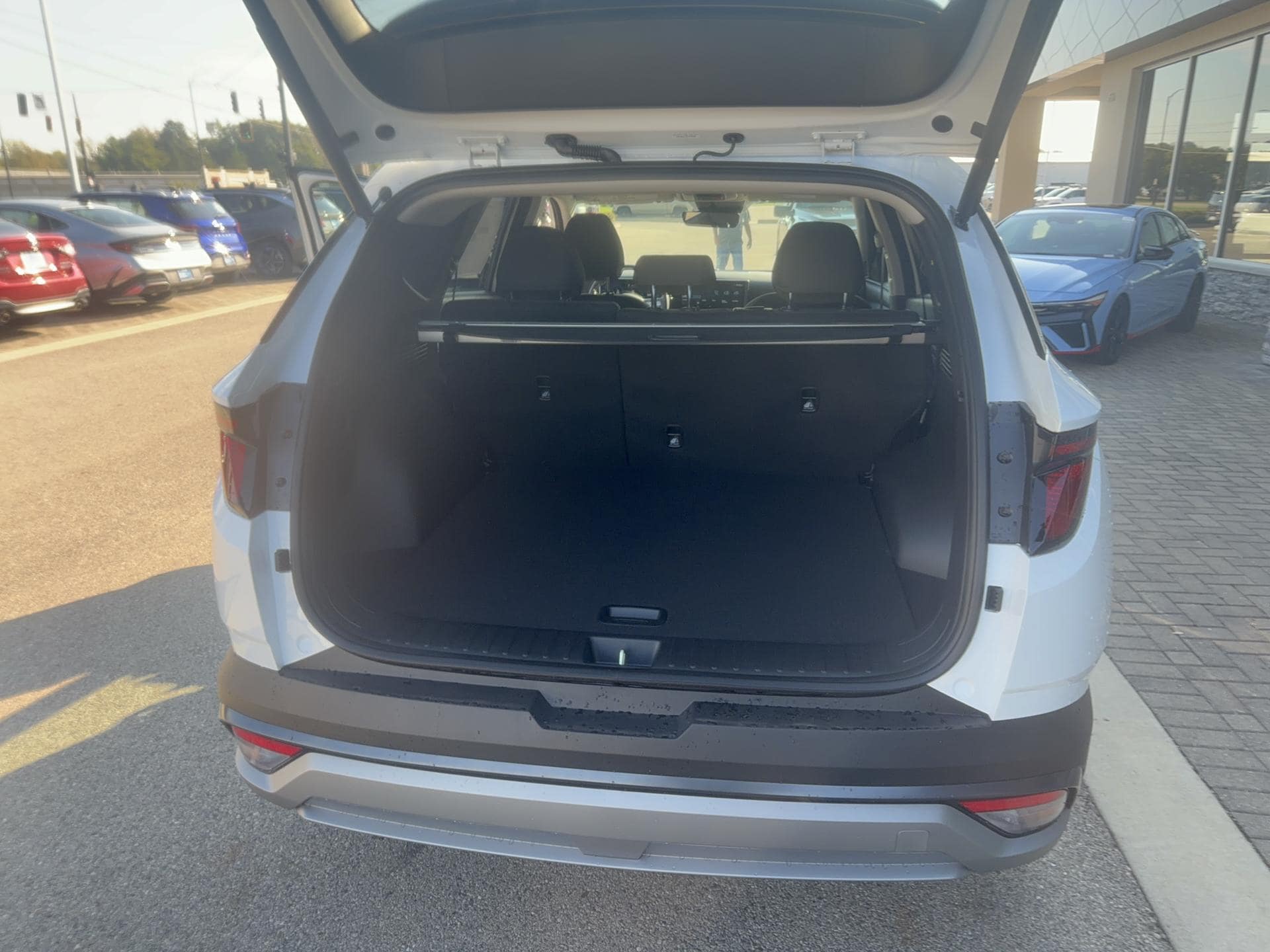 2026 Hyundai Tucson Hybrid SEL AWD, photo 9 of 12