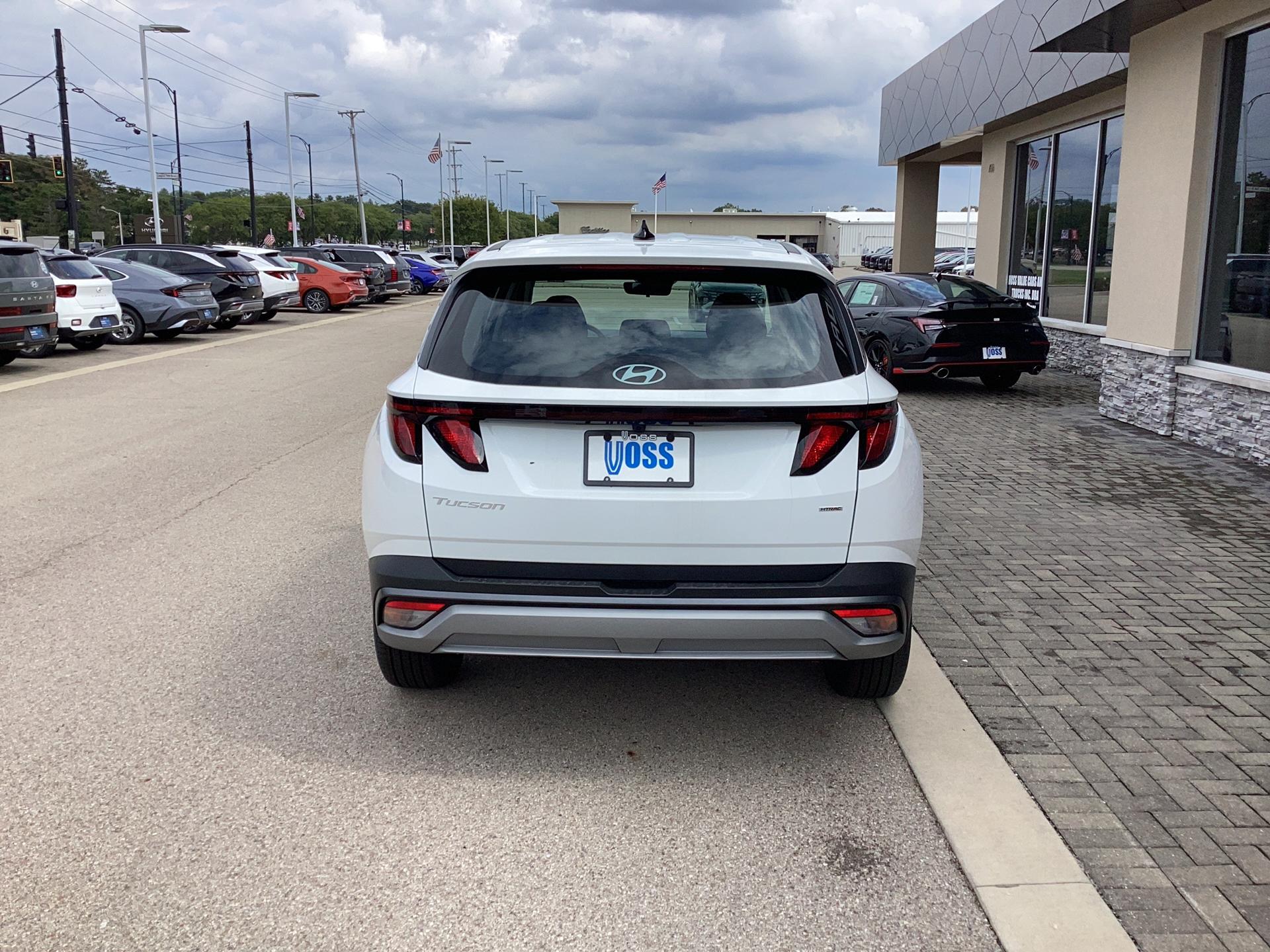 2026 Hyundai Tucson SE AWD, photo 7 of 12