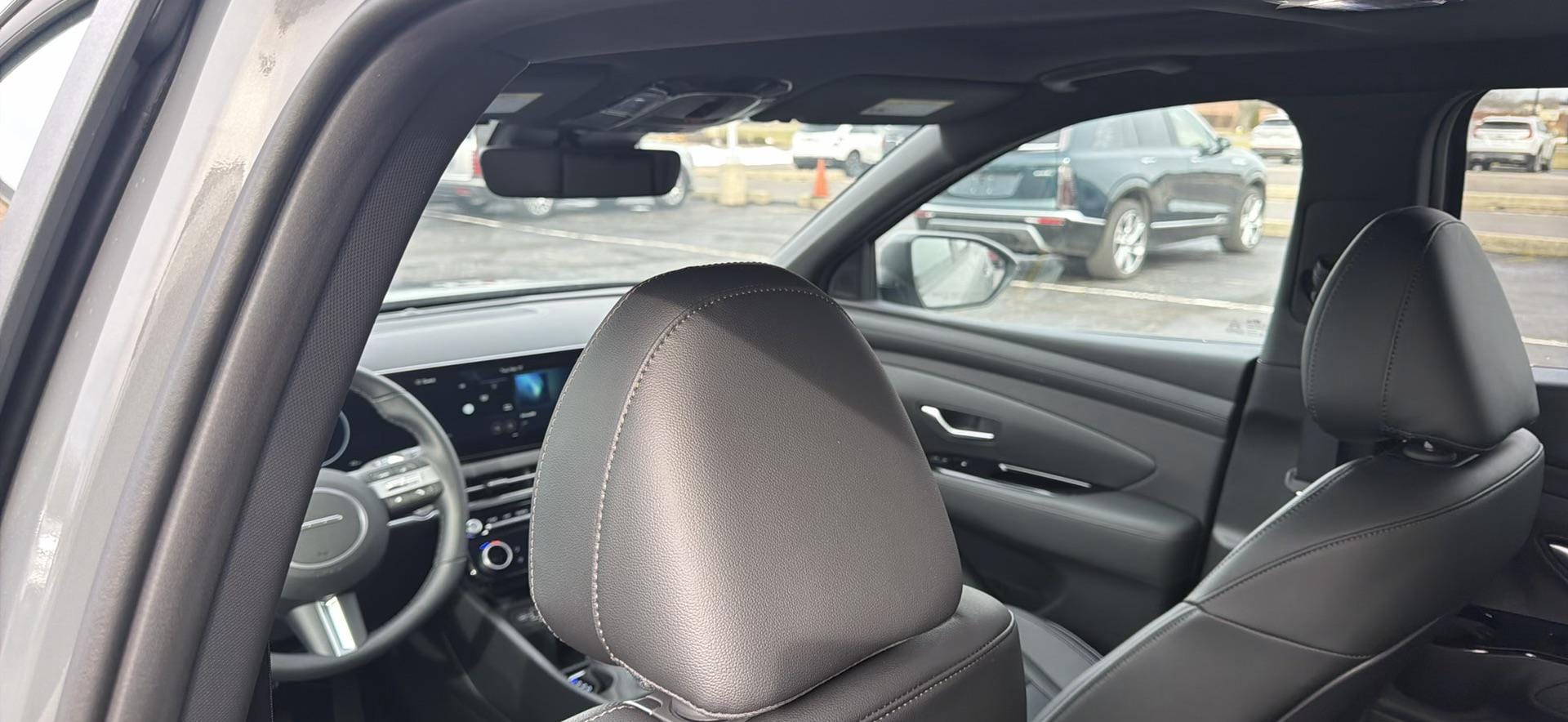 2026 Hyundai Santa Cruz Limited - Photo 13