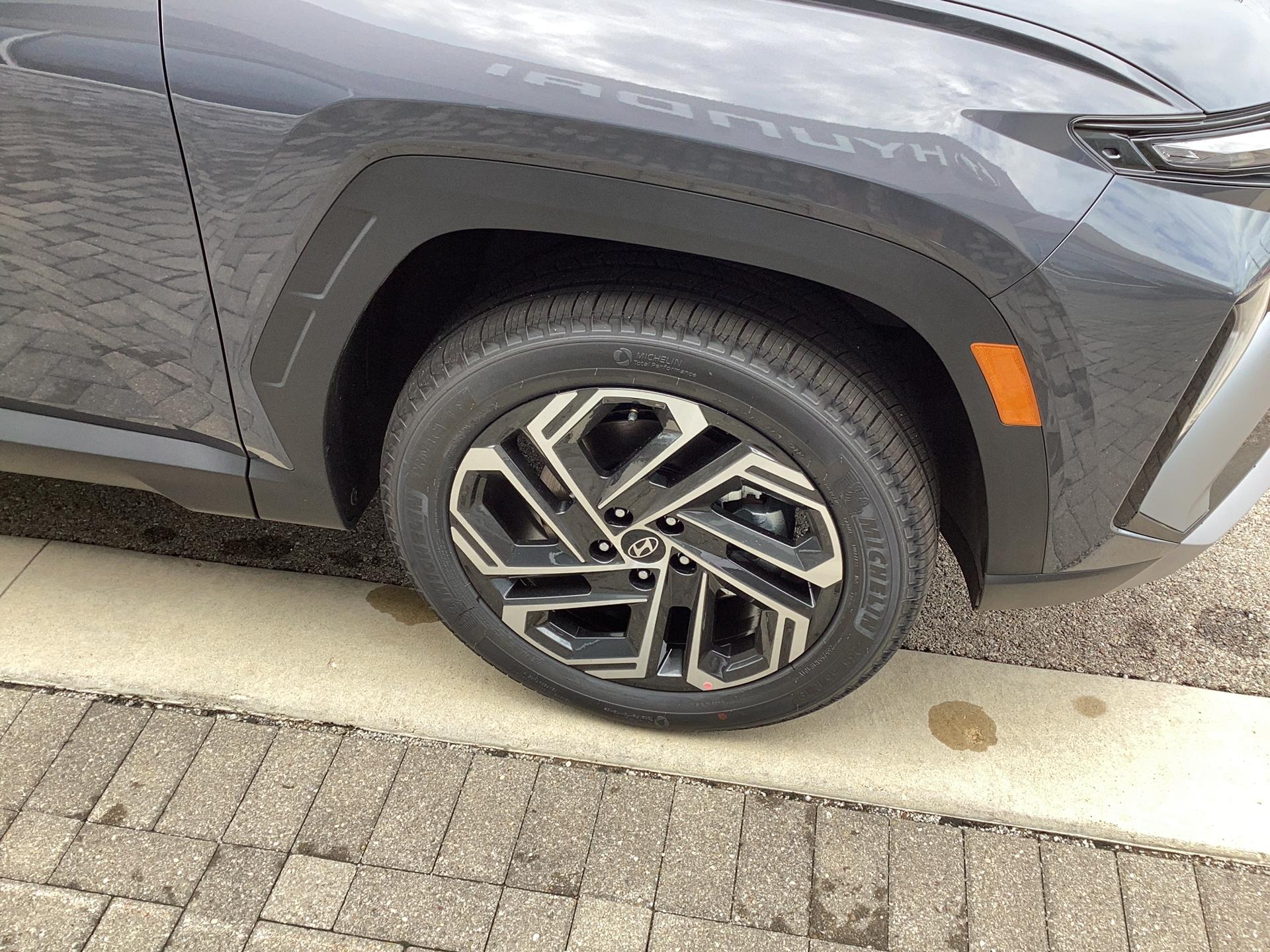 2026 Hyundai Tucson SEL Plus AWD, photo 5 of 12