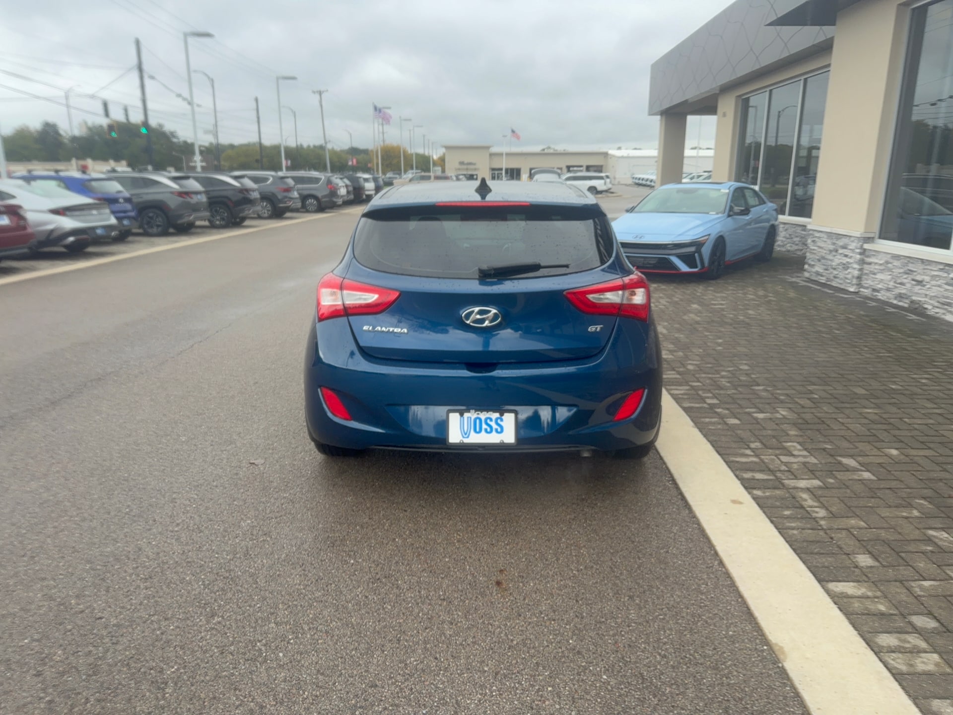 2014 Hyundai Elantra GT Base, photo 5 of 12