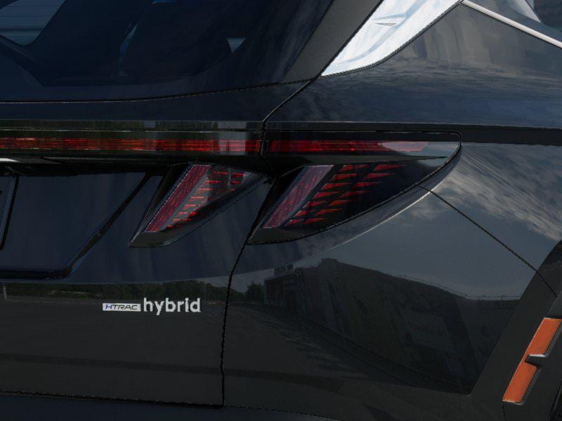 2026 Hyundai Tucson Hybrid Limited, photo 10 of 12
