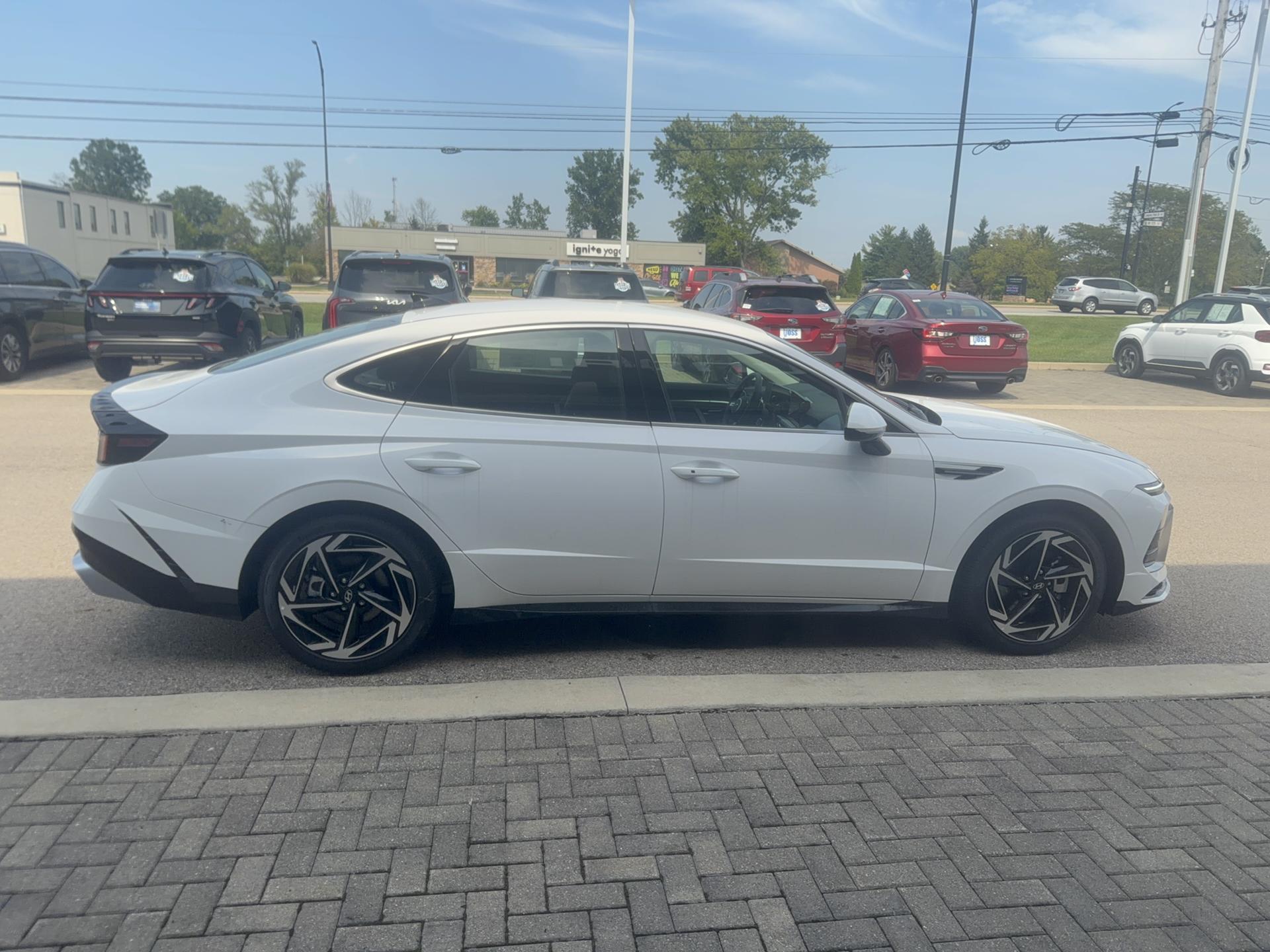 2026 Hyundai Sonata SEL Sport, photo 6 of 12