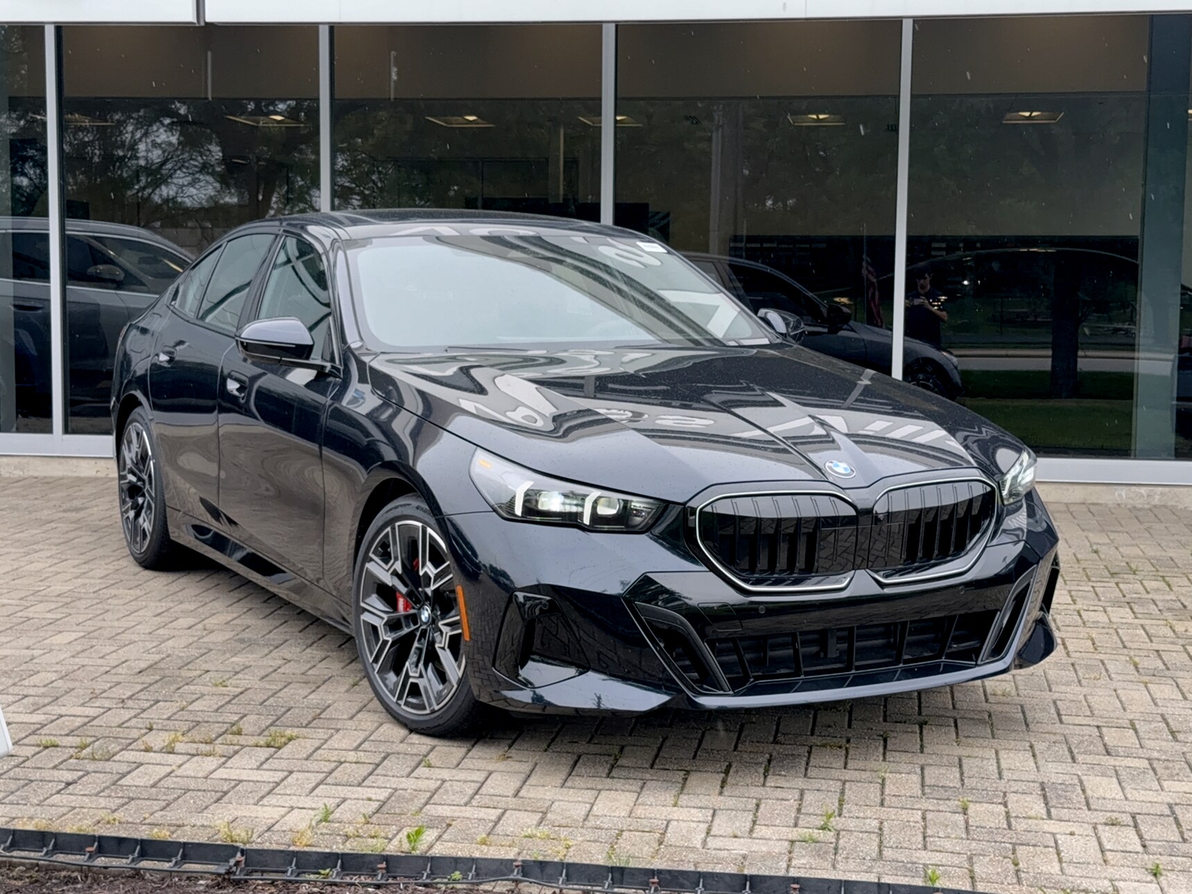 2027 BMW 5 Series 530i xDrive Sedan's photo
