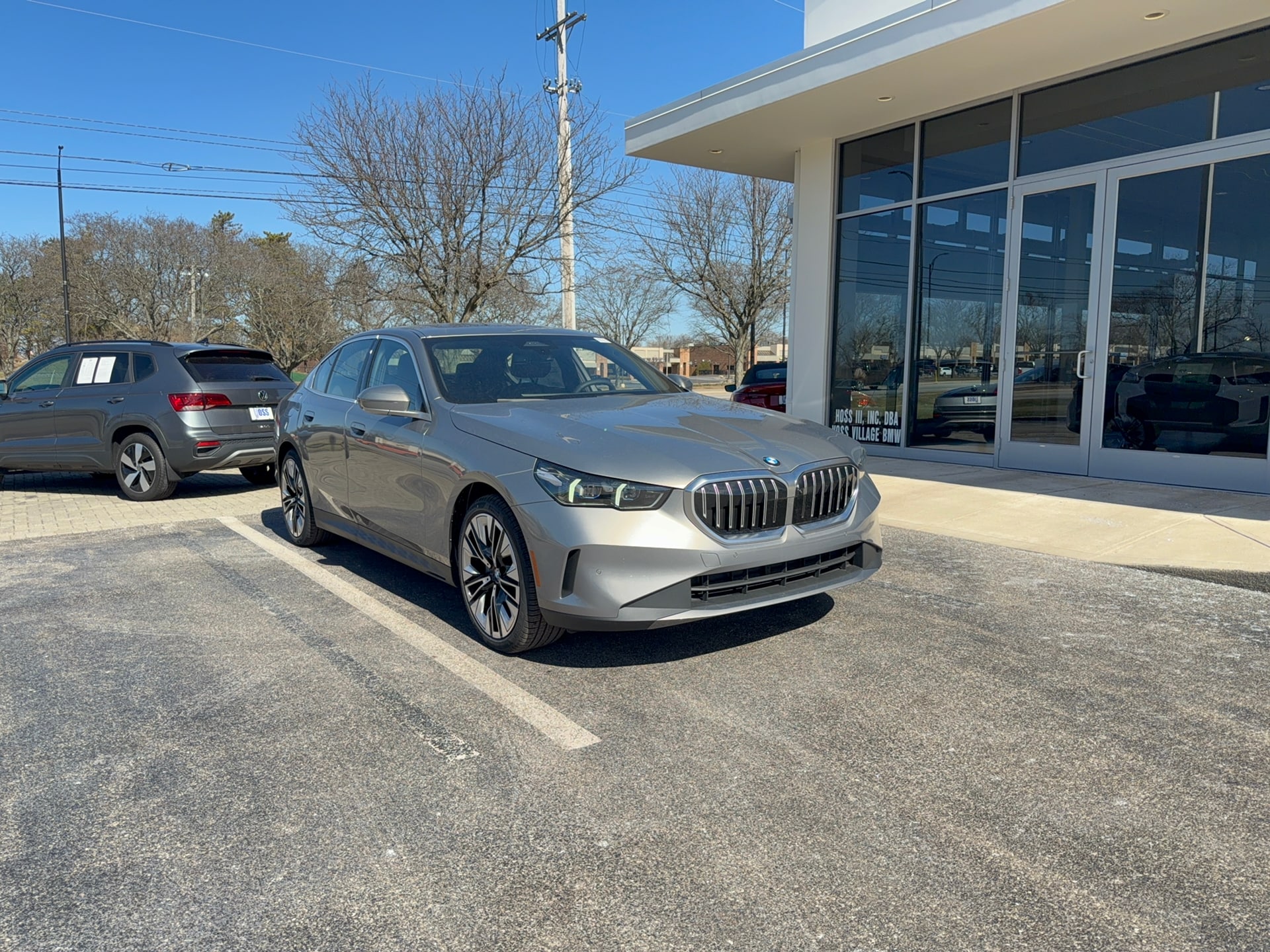 2026 BMW 5 Series 530i xDrive Sedan's photo