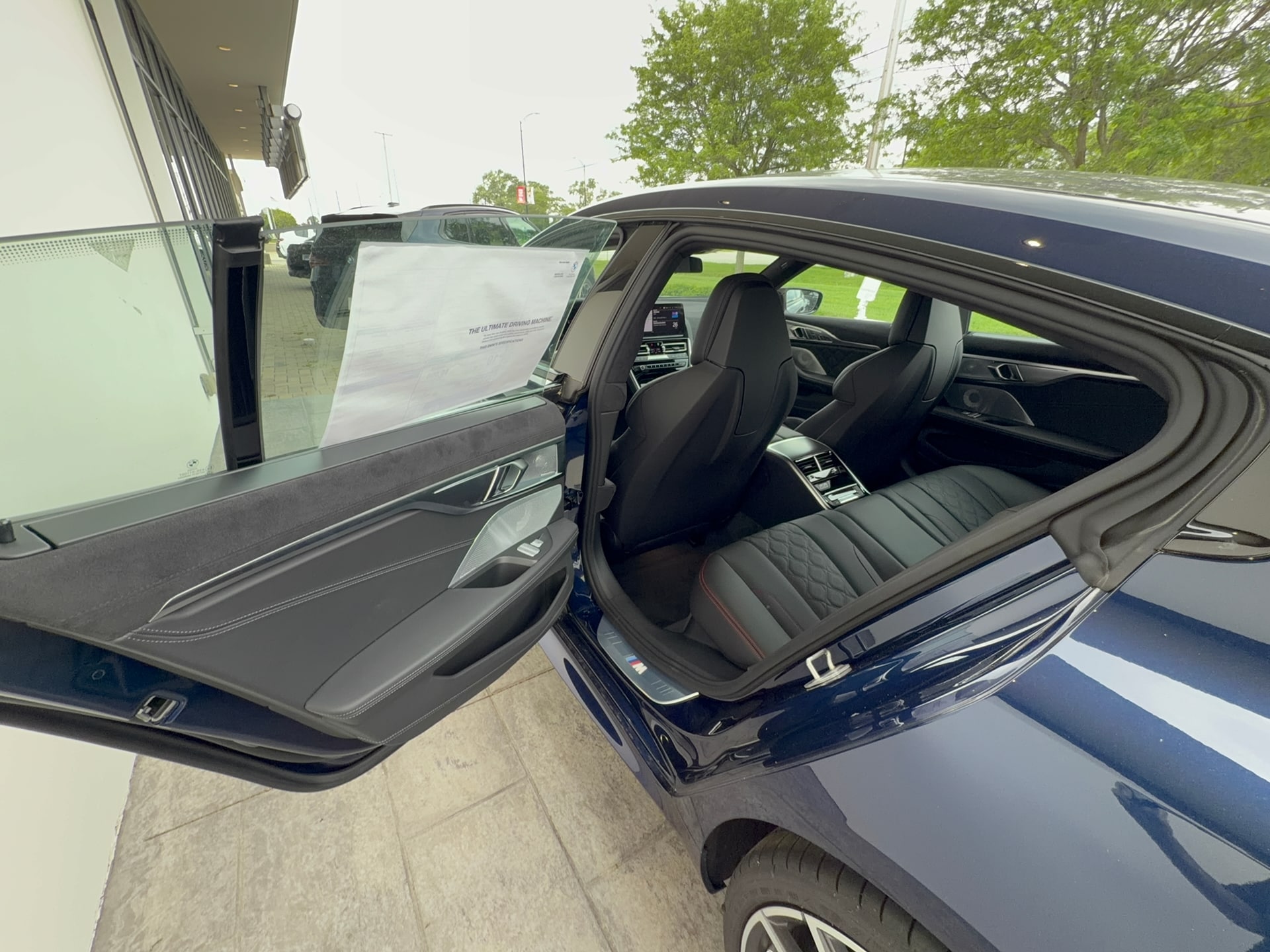 2026 BMW 8 Series M850i - Photo 29