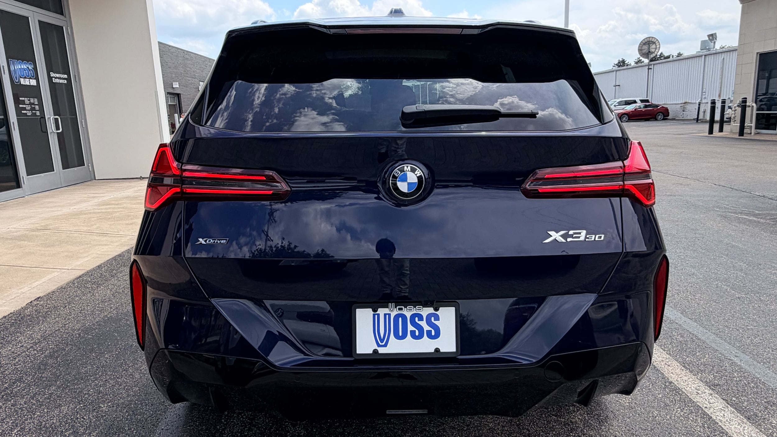 2026 BMW X3 30 xDrive, photo 3 of 12