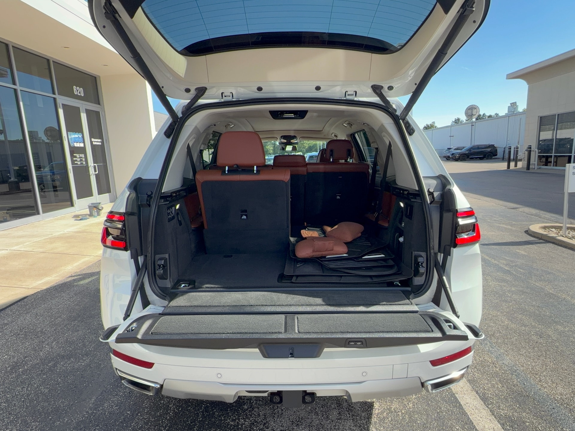 2023 BMW X7 xDrive40i, photo 5 of 12