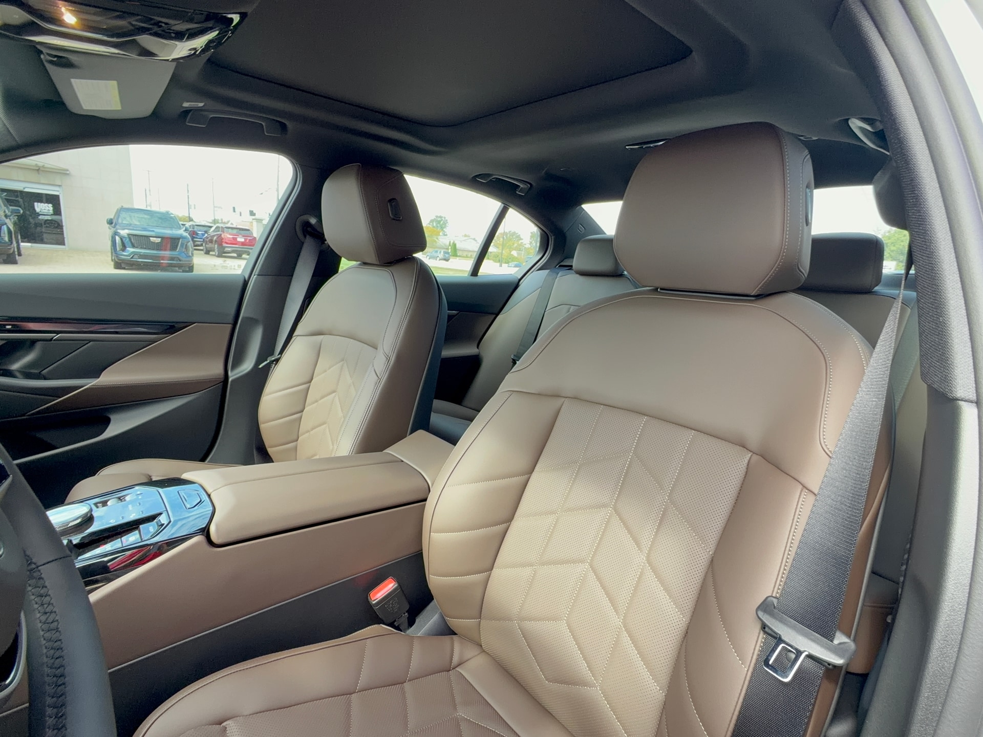 2027 BMW 530i xDrive, photo 11 of 12